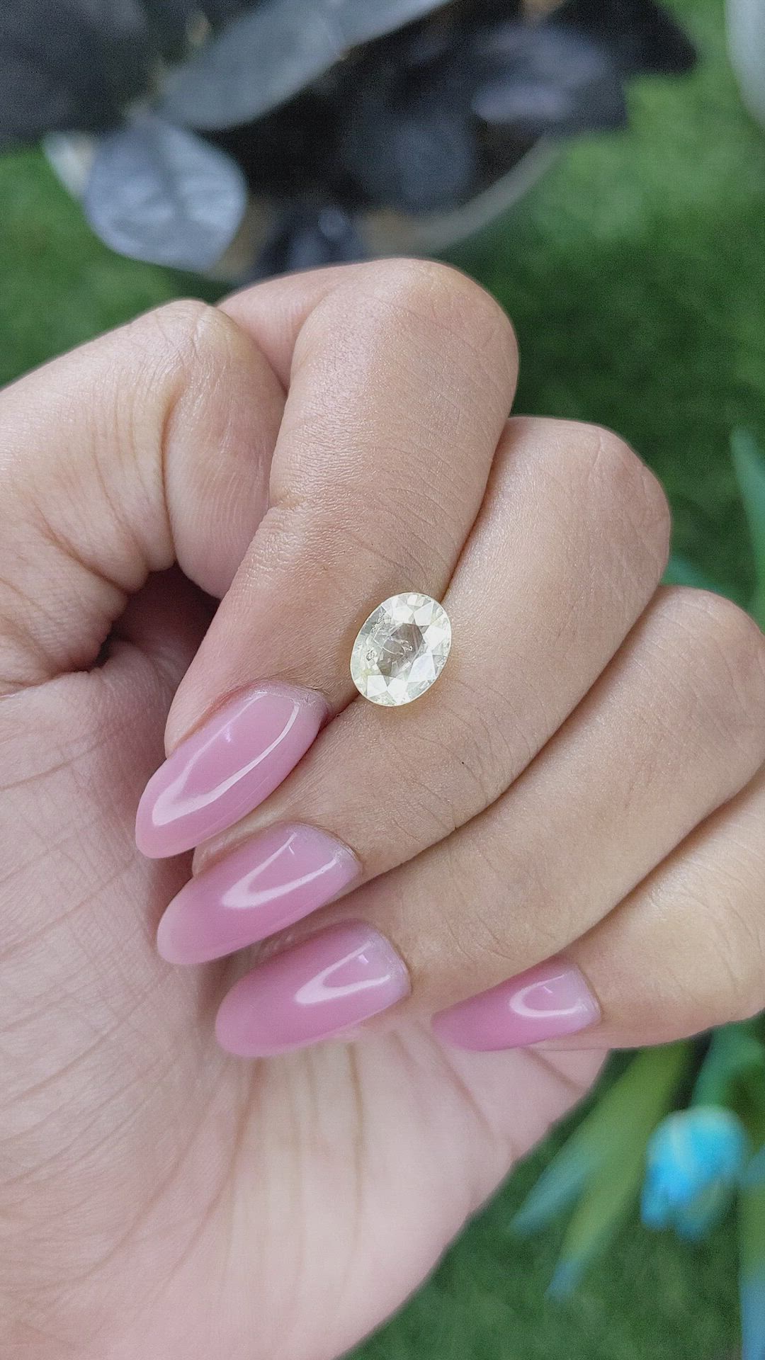 2.16 Ct. Yellow Sapphire from Ceylon (Sri Lanka) Size Video