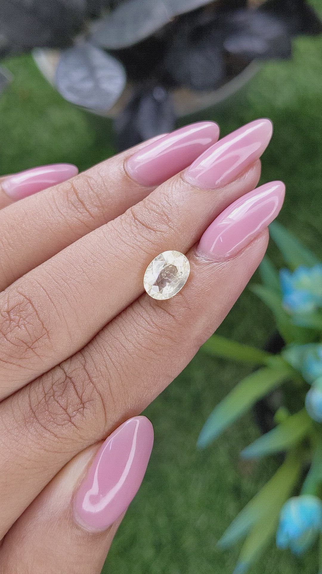 2.16 Ct. Yellow Sapphire from Ceylon (Sri Lanka) Size Video