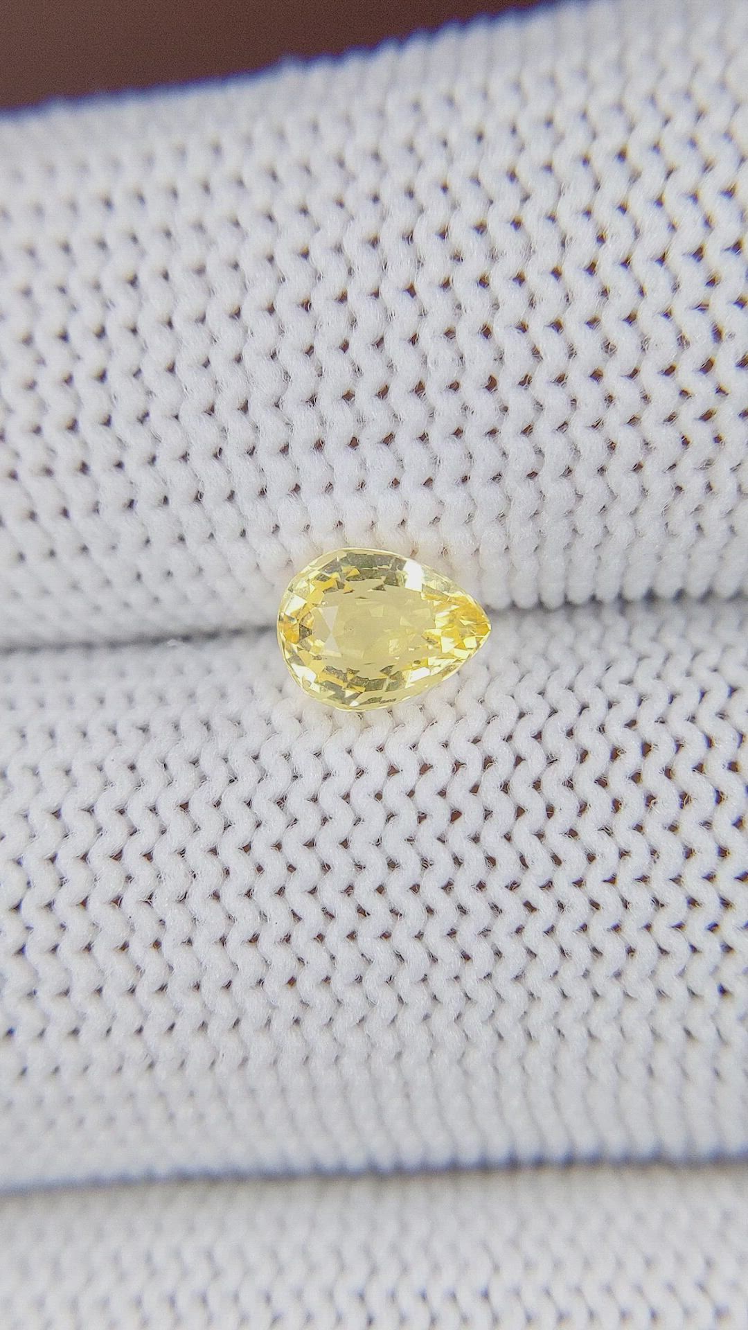 0.97 Ct. Yellow Sapphire from Ceylon (Sri Lanka) Size Video