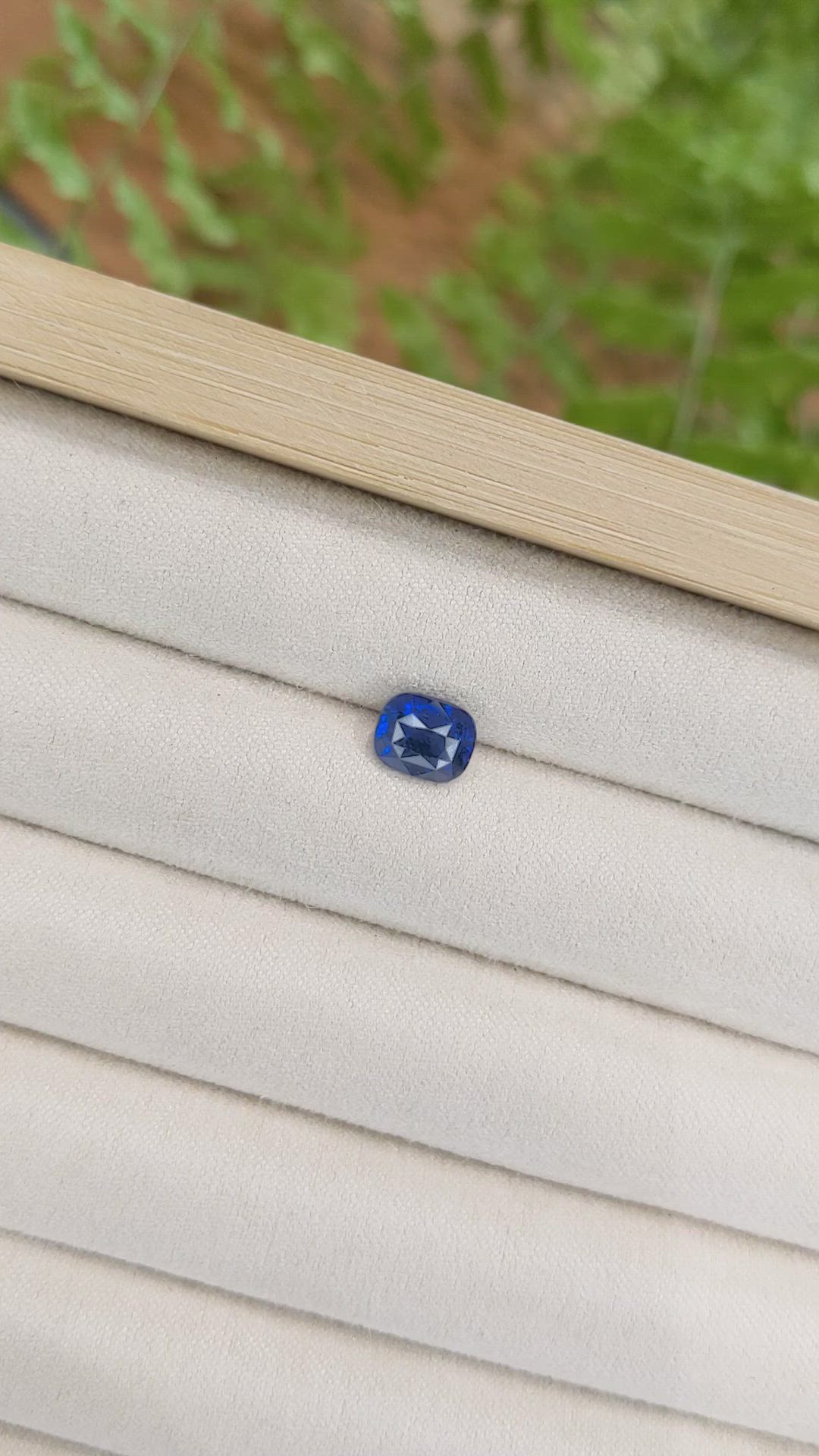 2.14 Ct. Blue Sapphire from Ceylon (Sri Lanka) Size Video