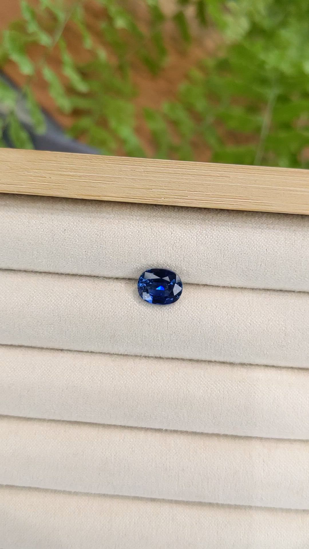 2.73 Ct. Blue Sapphire from Ceylon (Sri Lanka) Size Video