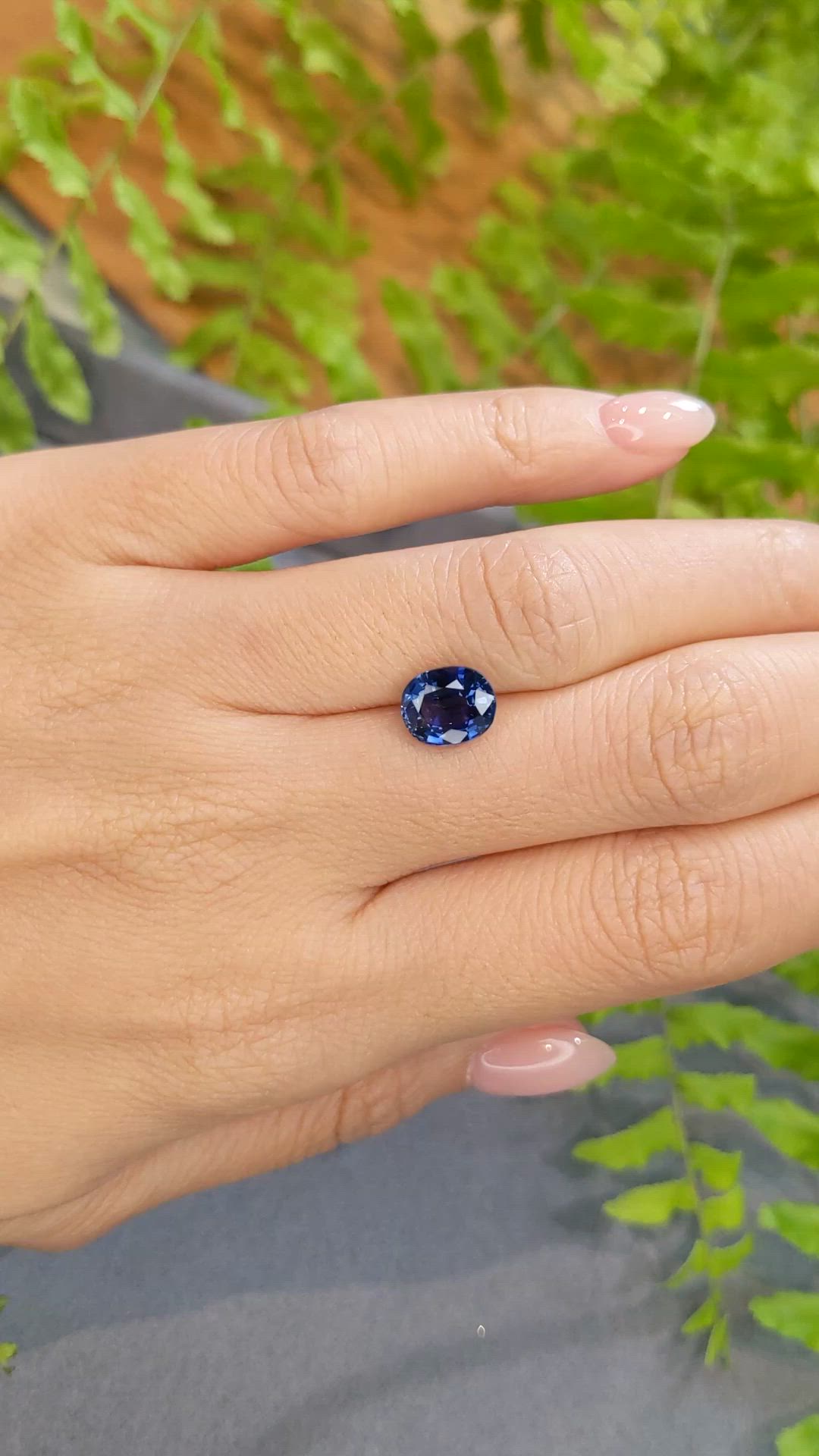 2.73 Ct. Blue Sapphire from Ceylon (Sri Lanka) Size Video