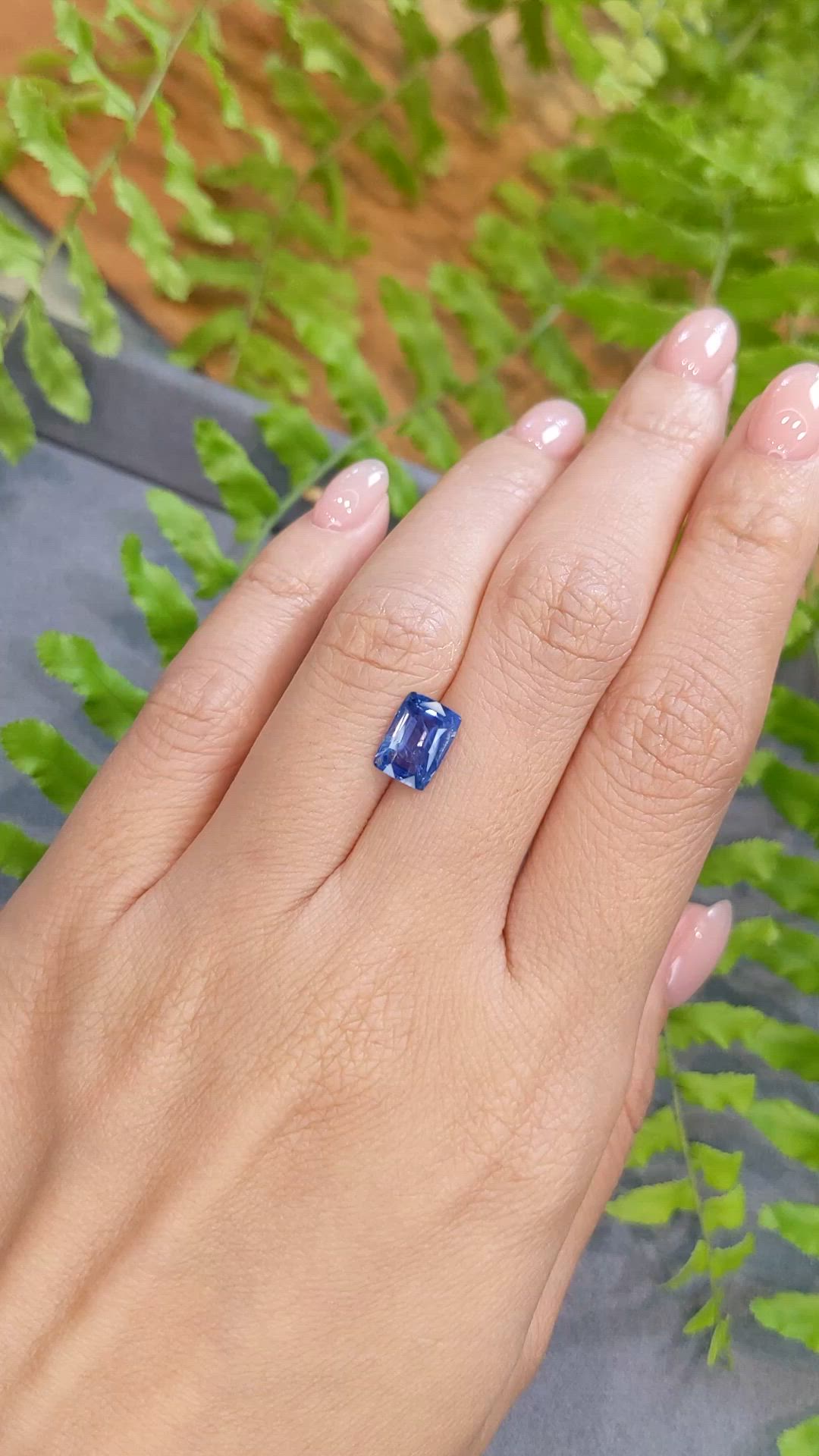 2.22 Ct. Blue Sapphire from Ceylon (Sri Lanka) Size Video