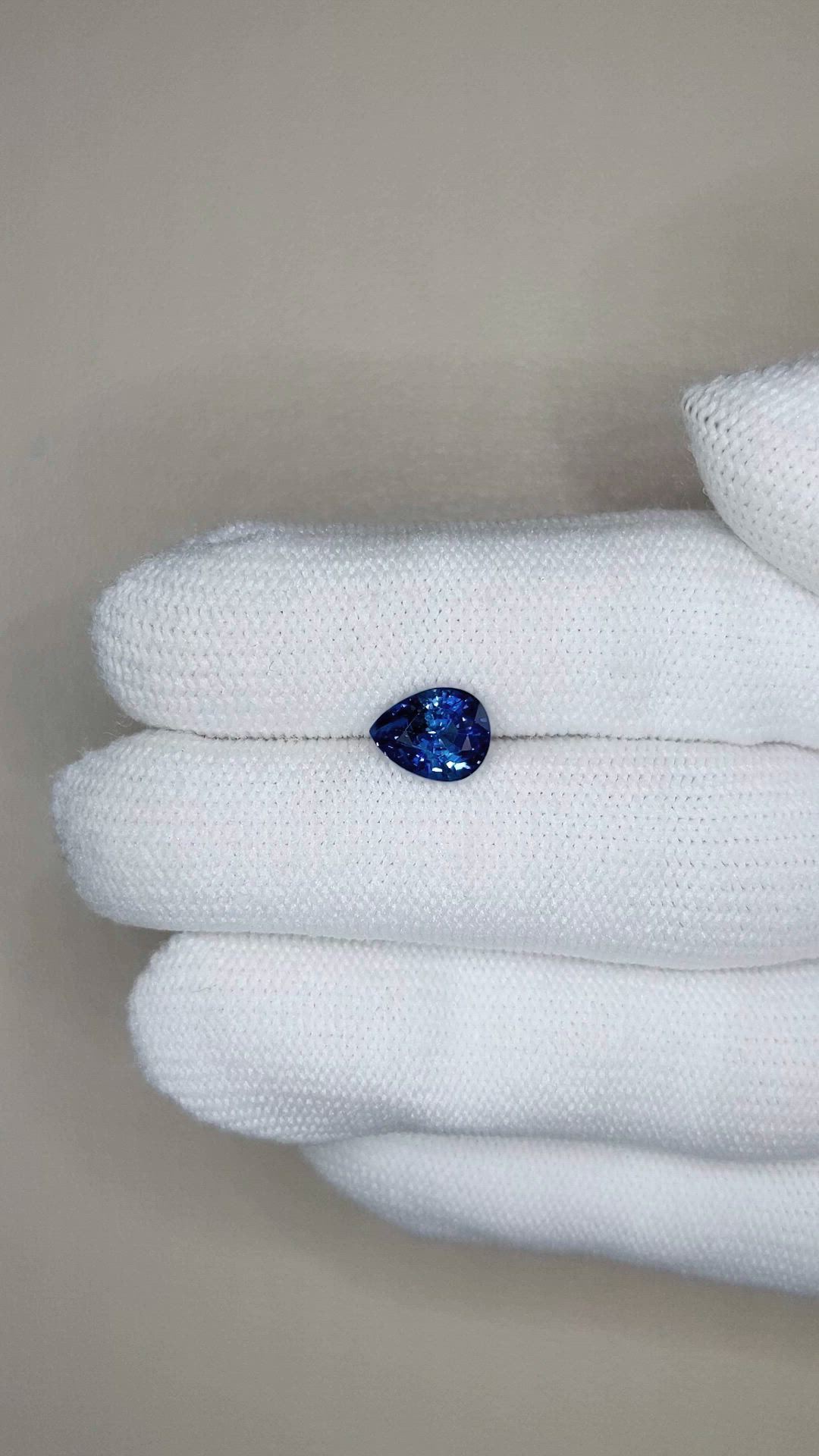 2.16 Ct. Blue Sapphire from Ceylon (Sri Lanka) Size Video
