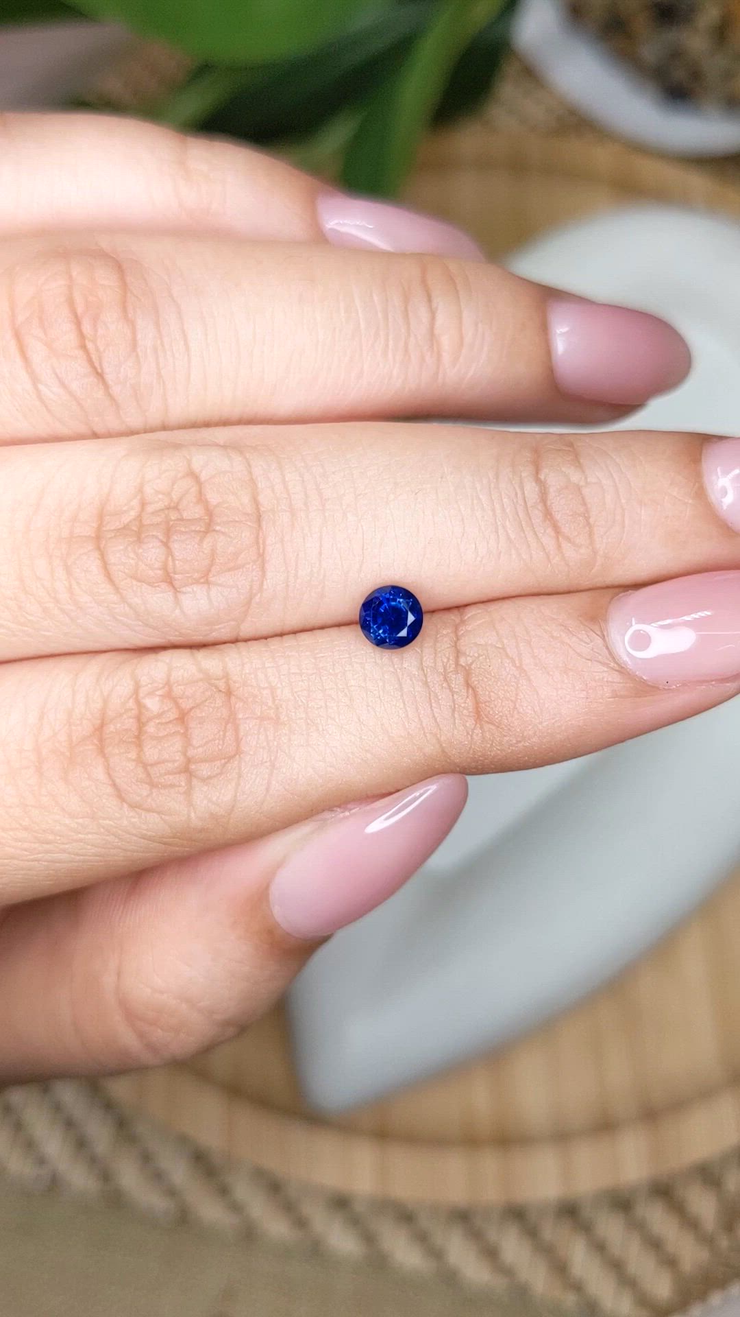 0.61 Ct. Blue Sapphire from Ceylon (Sri Lanka) Size Video