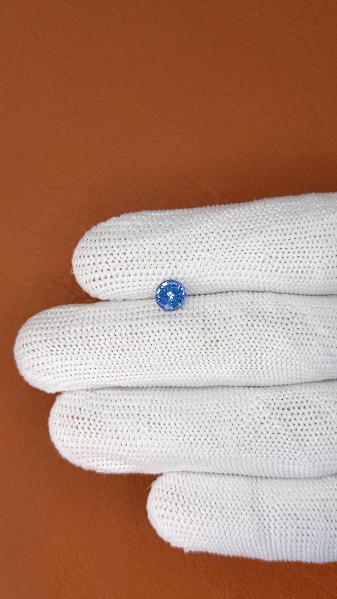 0.85 Ct. Blue Sapphire from Ceylon (Sri Lanka) Size Video