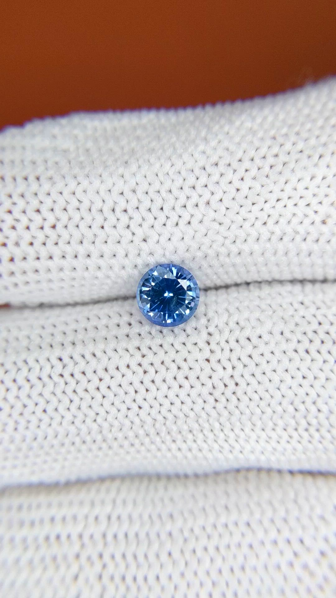 0.85 Ct. Blue Sapphire from Ceylon (Sri Lanka) Size Video