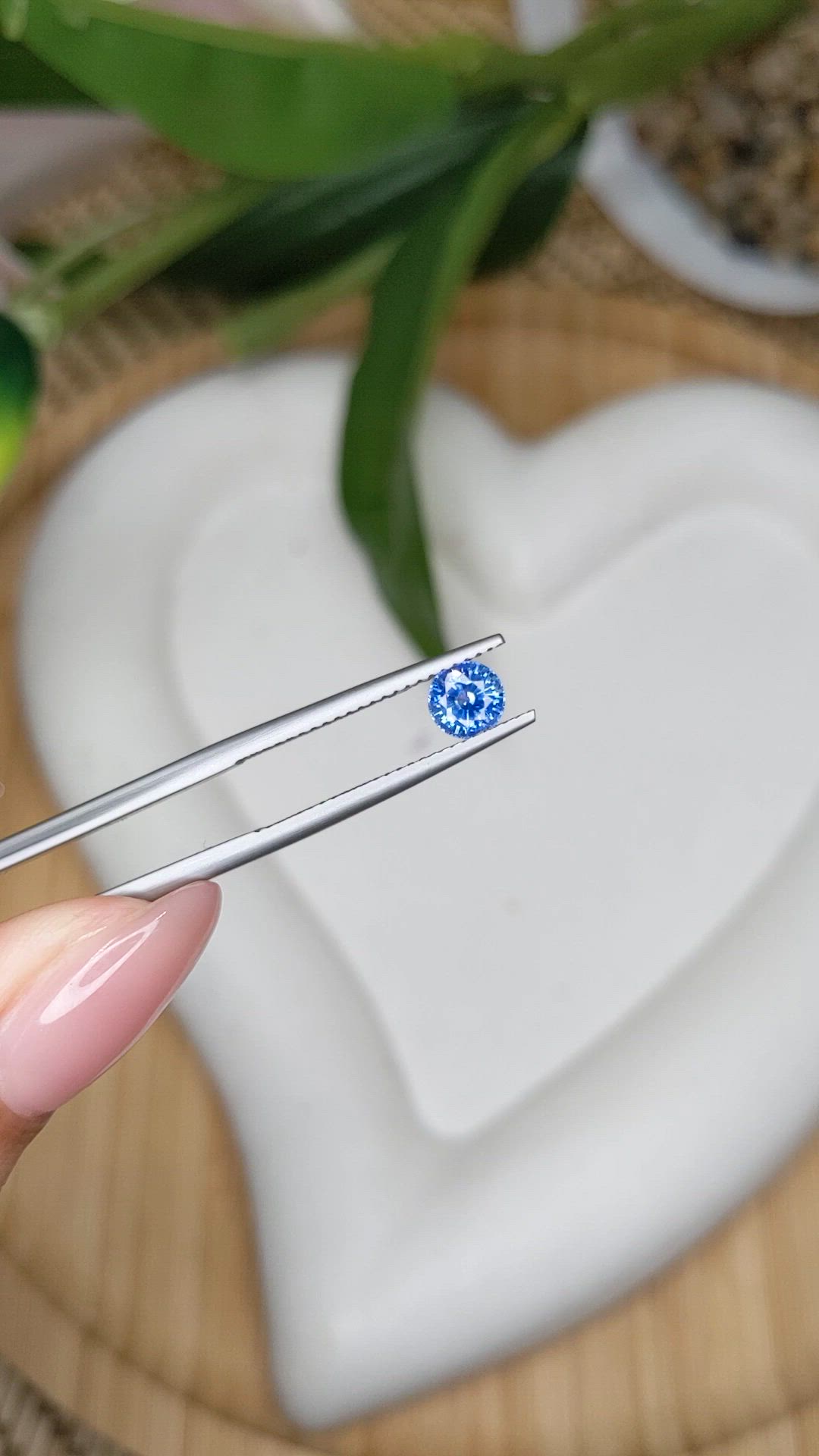 0.76 Ct. Blue Sapphire from Ceylon (Sri Lanka) Size Video