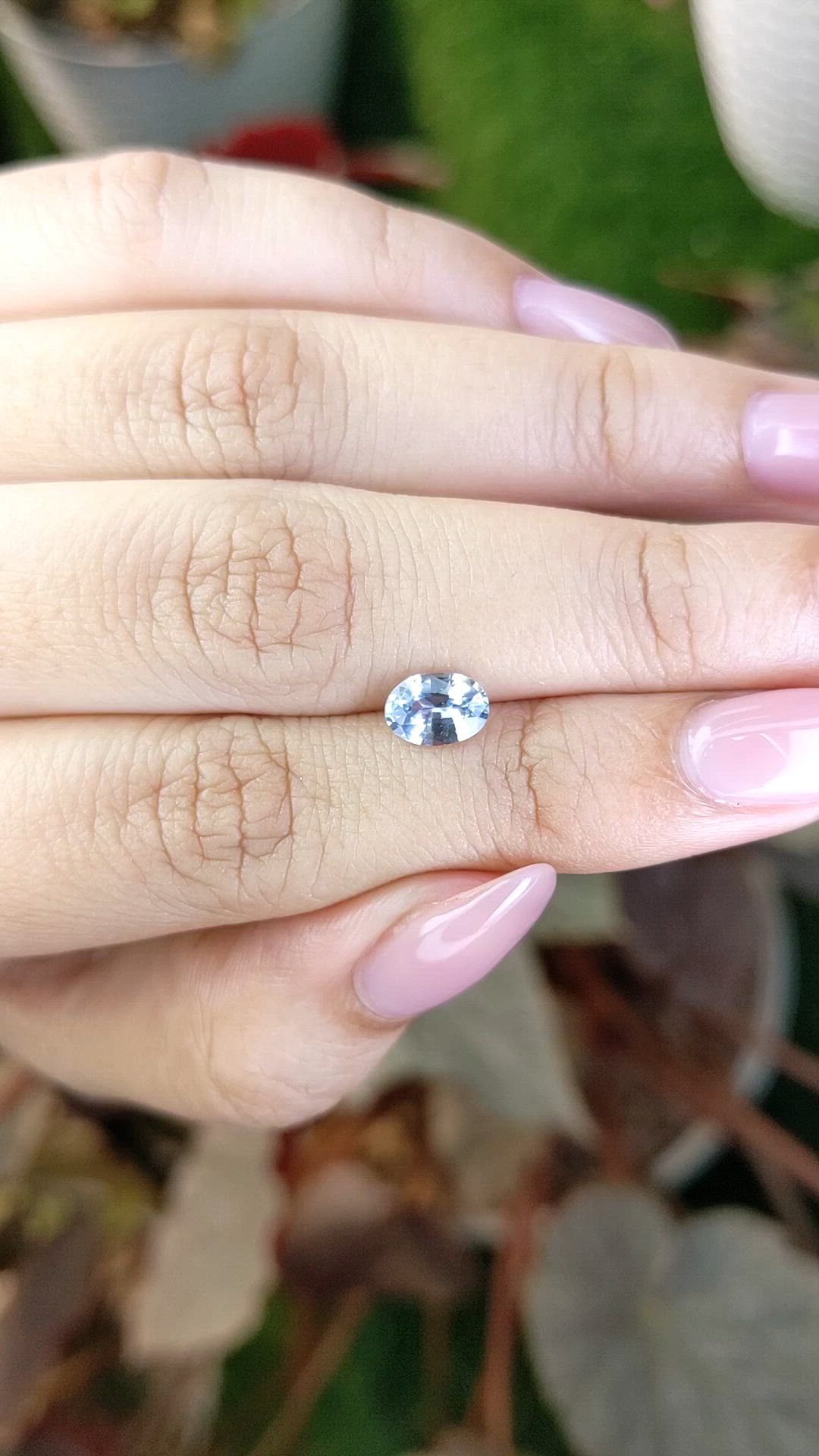 1.00 Ct. Greyish Blue Sapphire from Ceylon (Sri Lanka) Size Video