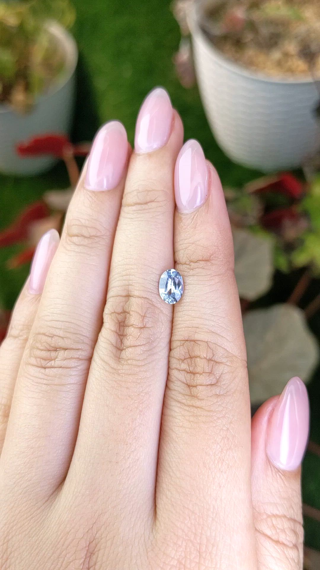 1.00 Ct. Greyish Blue Sapphire from Ceylon (Sri Lanka) Size Video