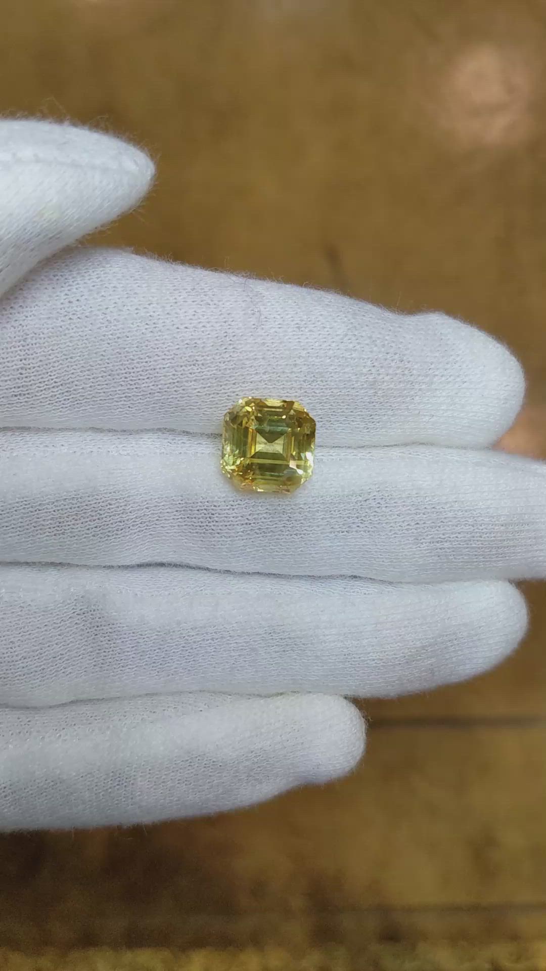 6.76 Ct. Yellow Sapphire from Ceylon (Sri Lanka) Size Video