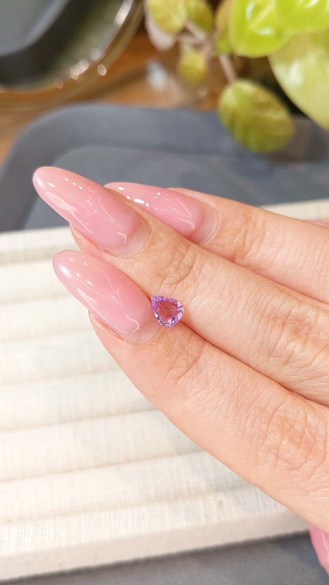 0.50 Ct. Purplish Pink Sapphire from Ceylon (Sri Lanka) Size Video