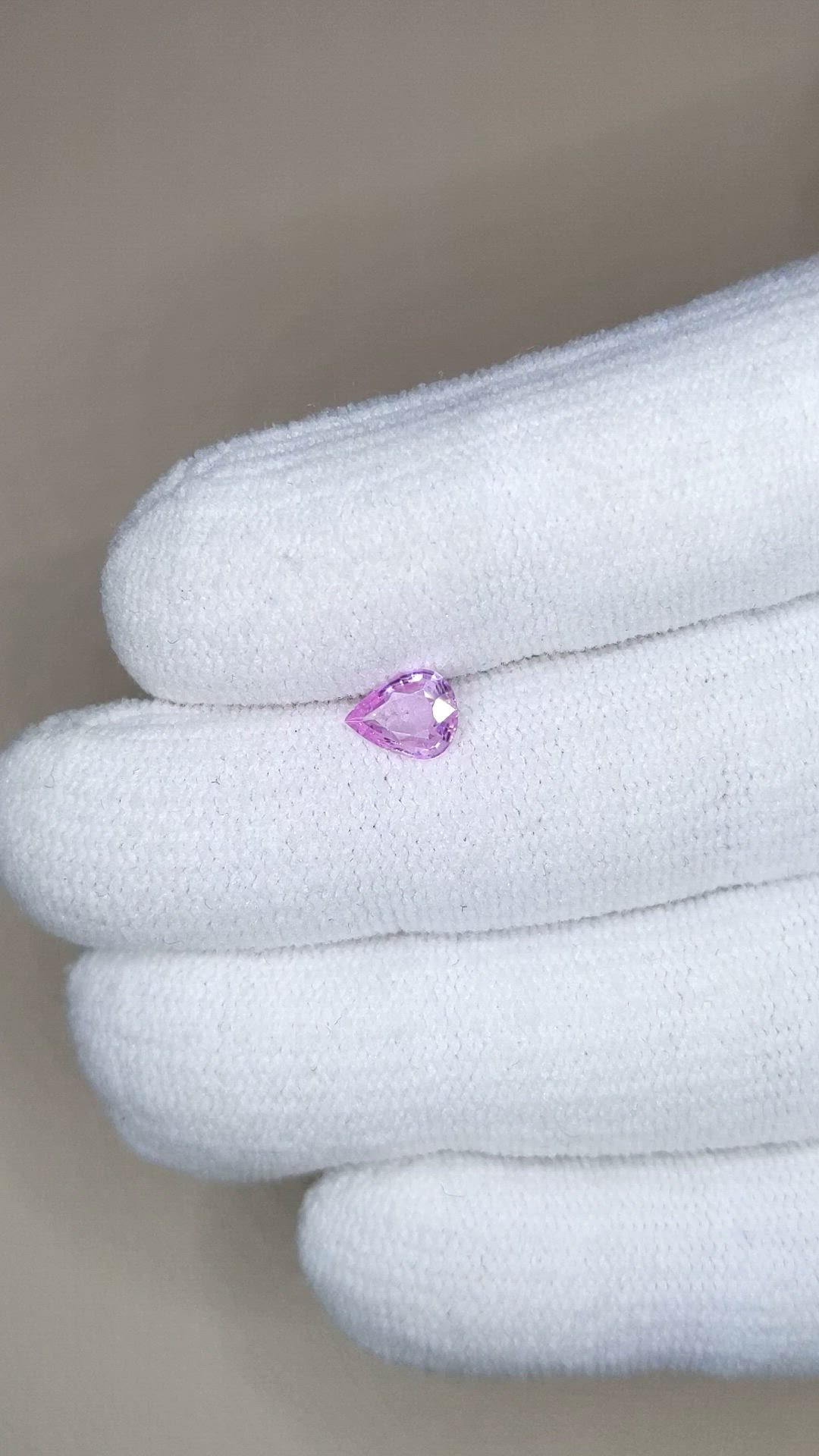 0.50 Ct. Purplish Pink Sapphire from Ceylon (Sri Lanka) Size Video