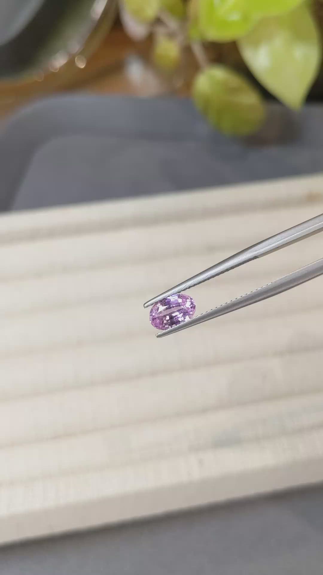 1.07 Ct. Pink Sapphire from Ceylon (Sri Lanka) Size Video
