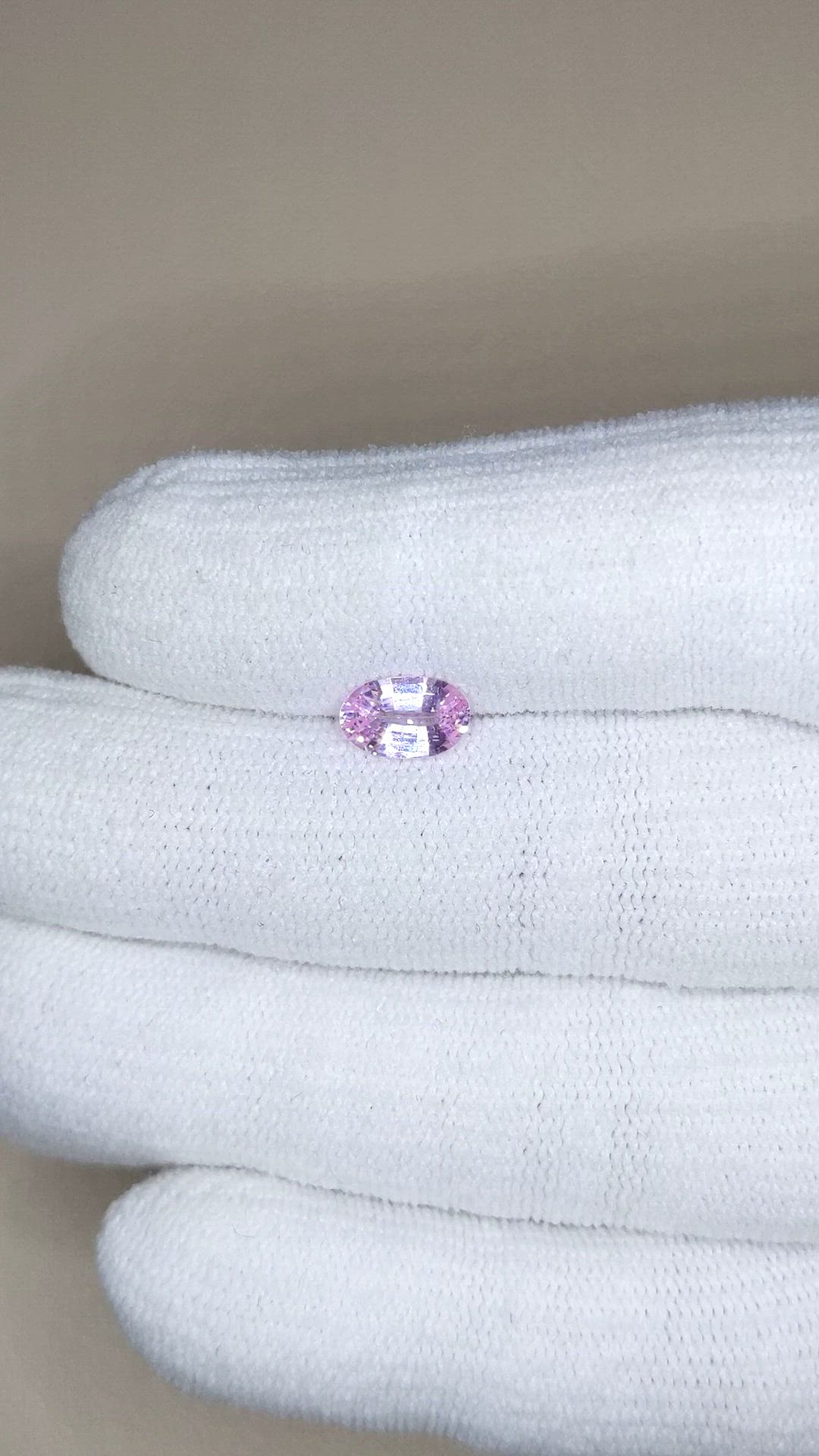1.07 Ct. Pink Sapphire from Ceylon (Sri Lanka) Size Video