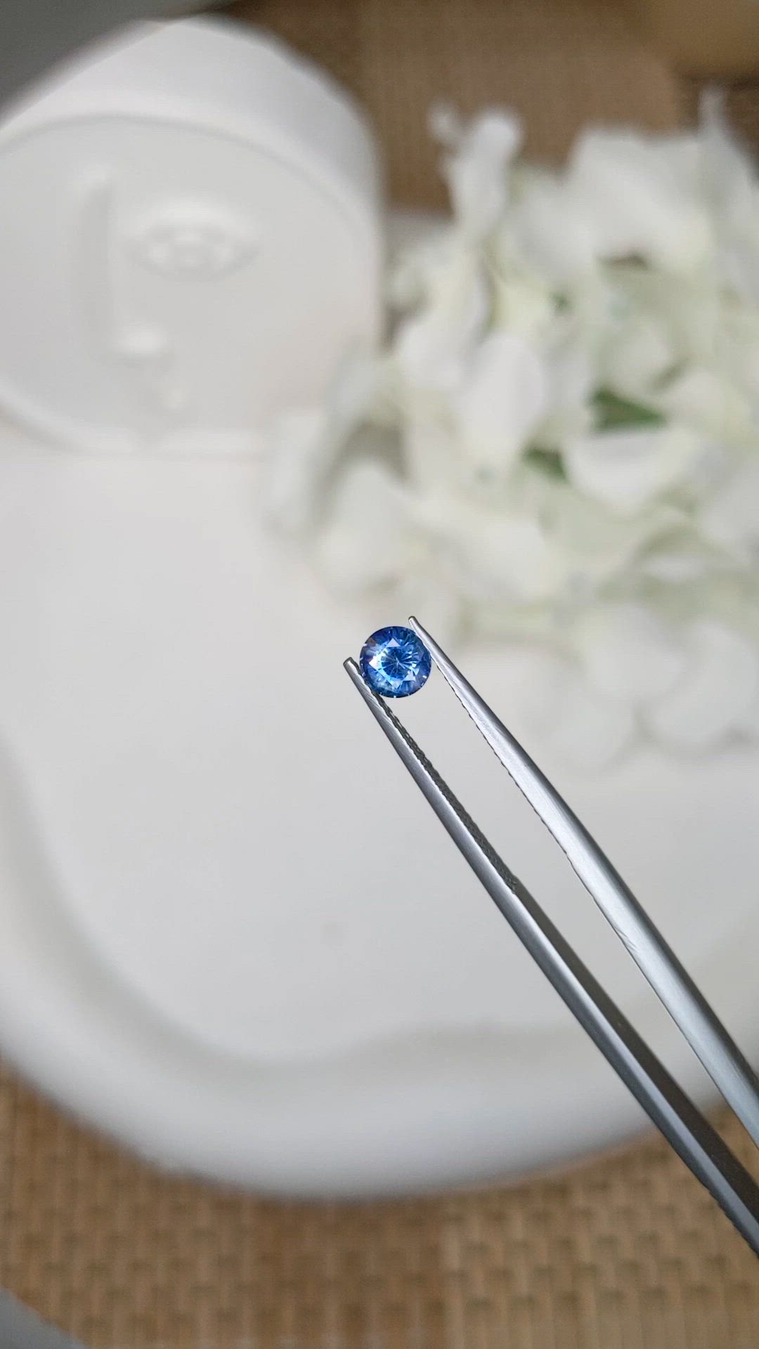 0.65 Ct. Blue Sapphire from Ceylon (Sri Lanka) Size Video