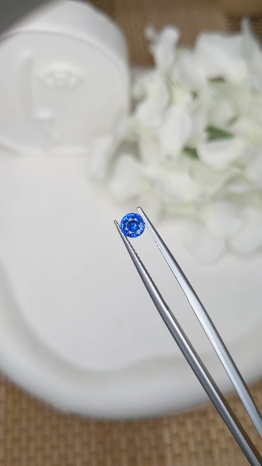 0.53 Ct. Blue Sapphire from Ceylon (Sri Lanka) Size Video