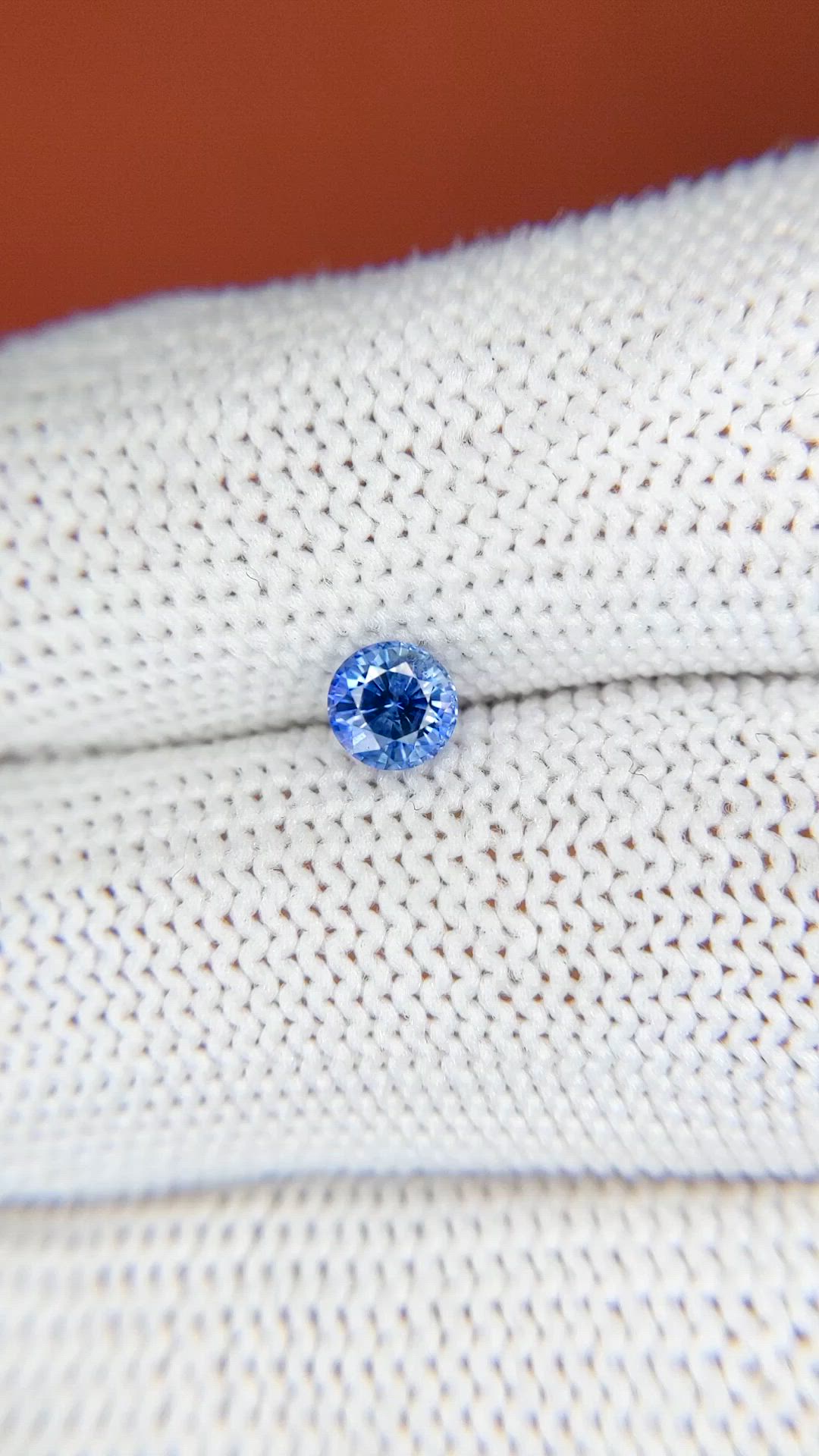 0.55 Ct. Blue Sapphire from Ceylon (Sri Lanka) Size Video