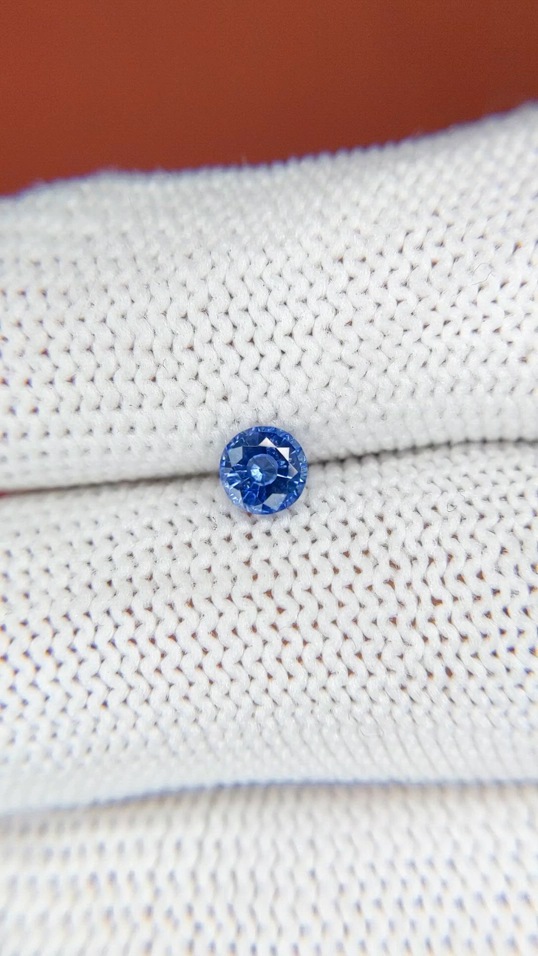 0.45 Ct. Blue Sapphire from Ceylon (Sri Lanka) Size Video
