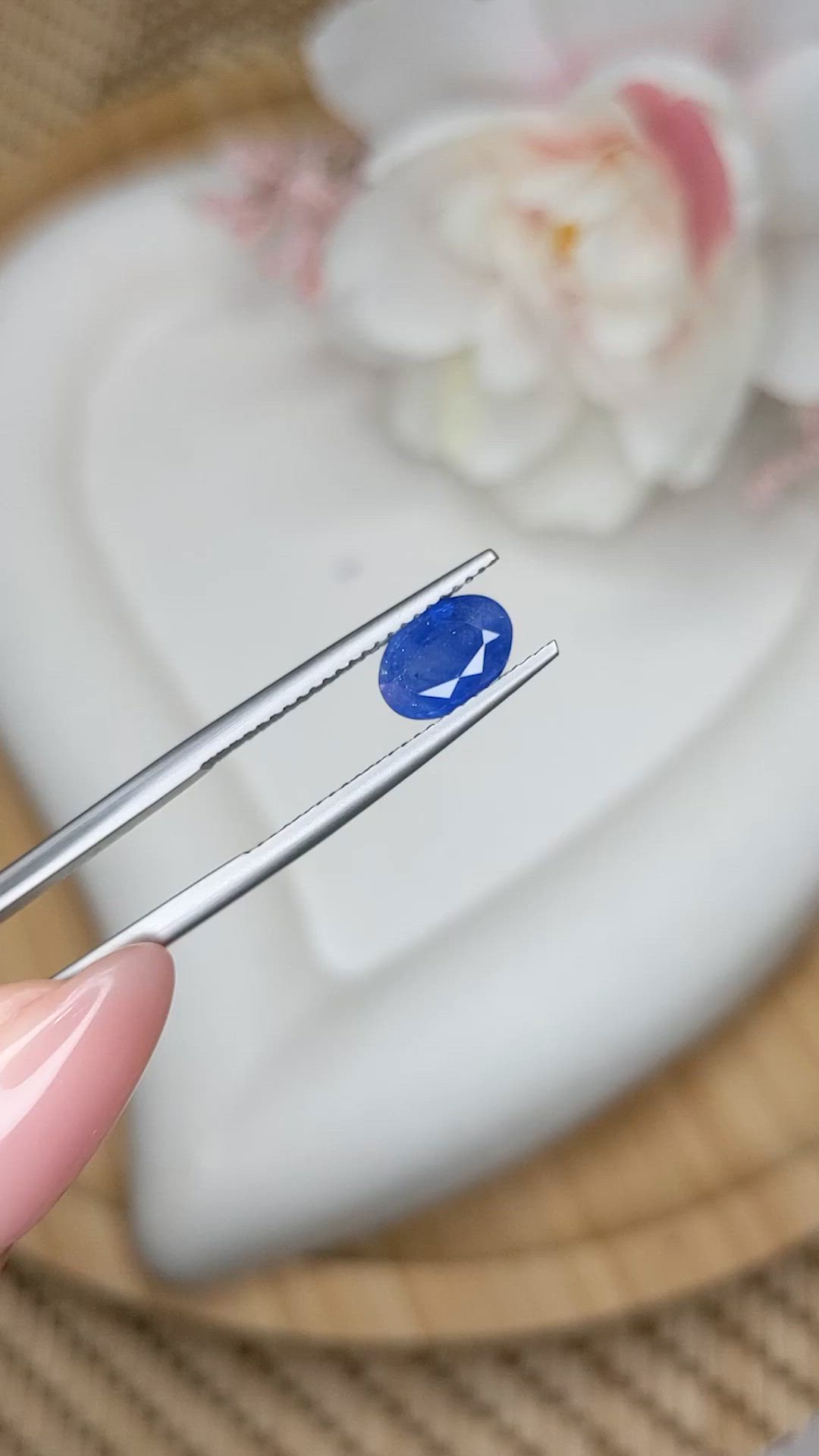 1.51 Ct. Blue Sapphire from Ceylon (Sri Lanka) Size Video