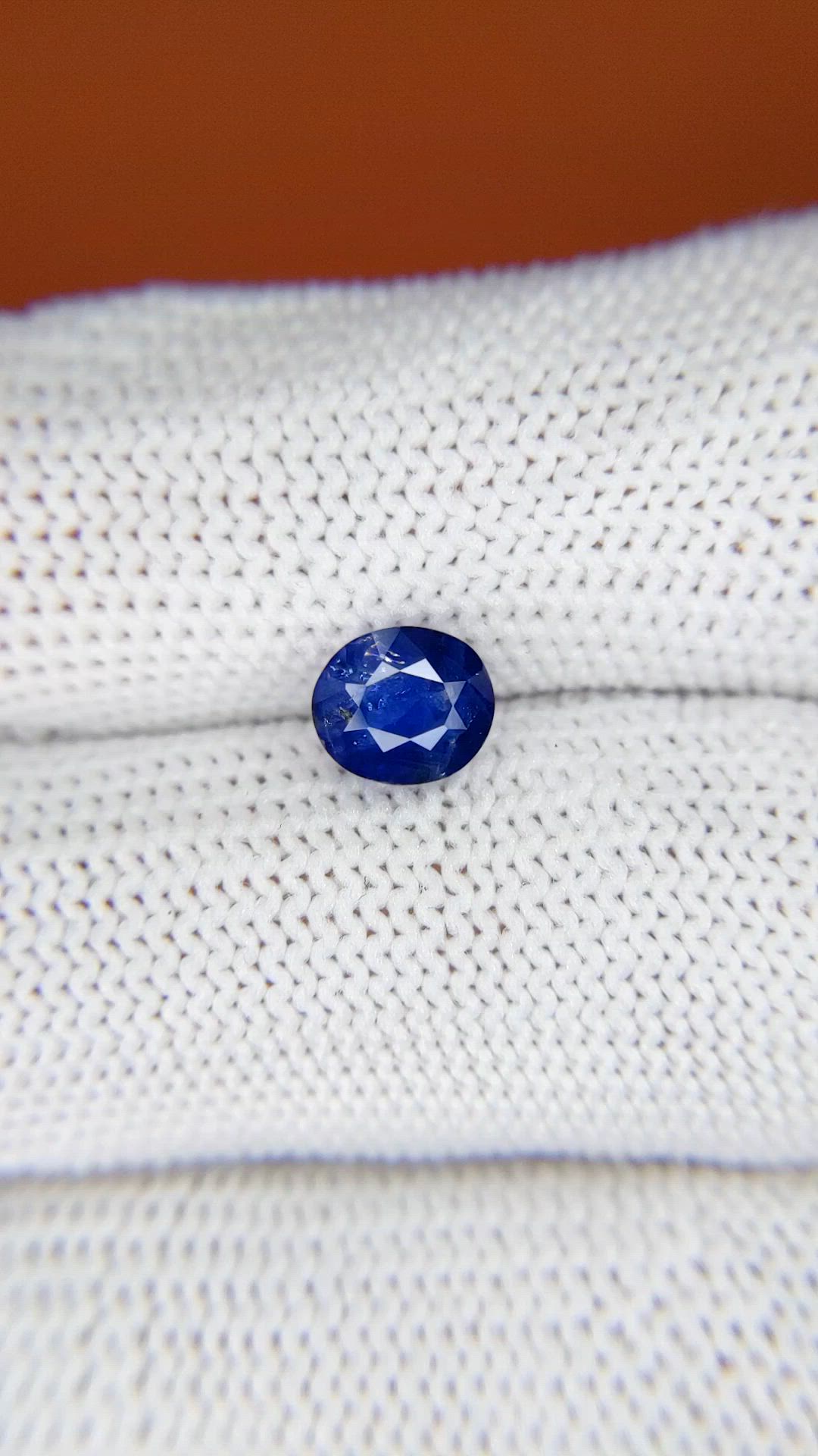 1.59 Ct. Blue Sapphire from Ceylon (Sri Lanka) Size Video