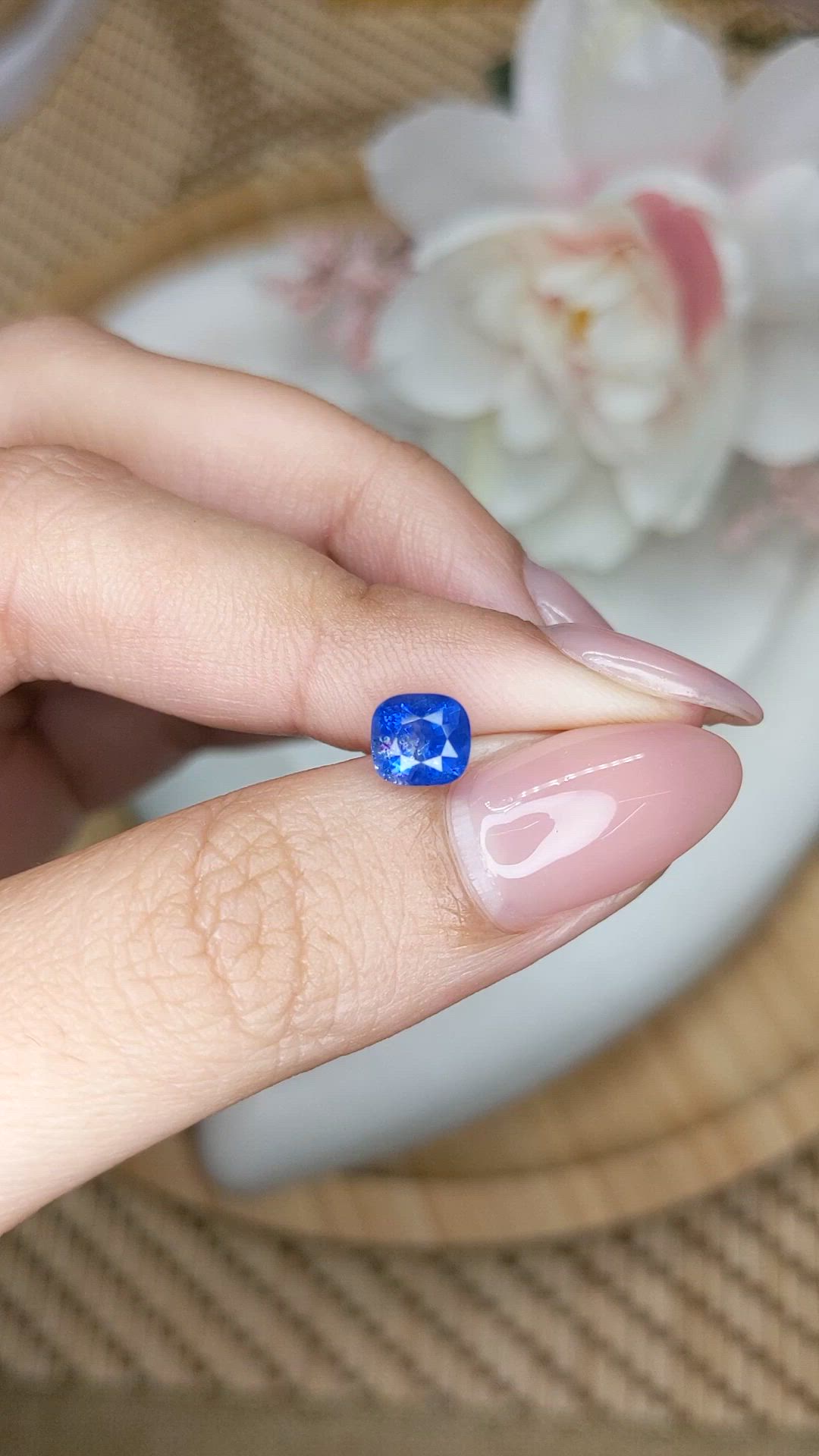 1.46 Ct. Blue Sapphire from Ceylon (Sri Lanka) Size Video