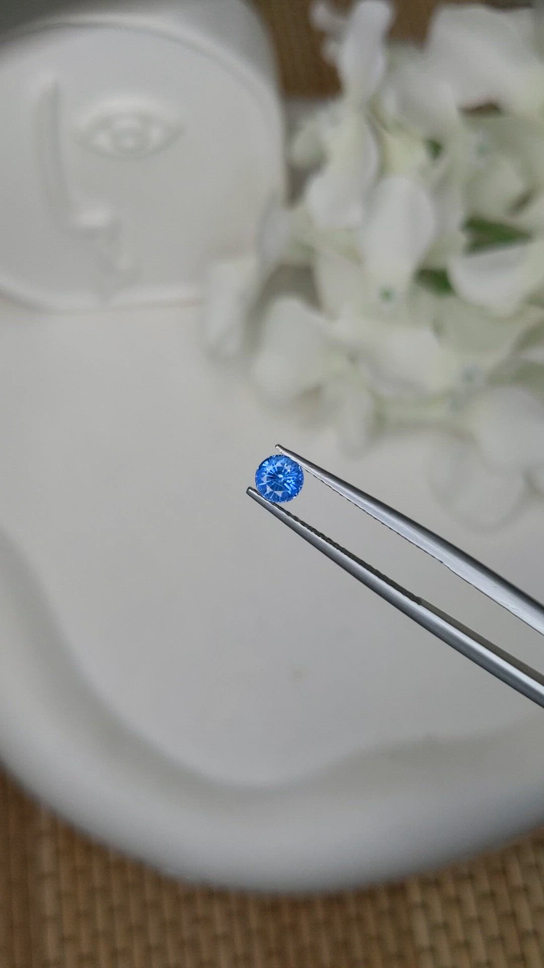 0.55 Ct. Blue Sapphire from Ceylon (Sri Lanka) Size Video