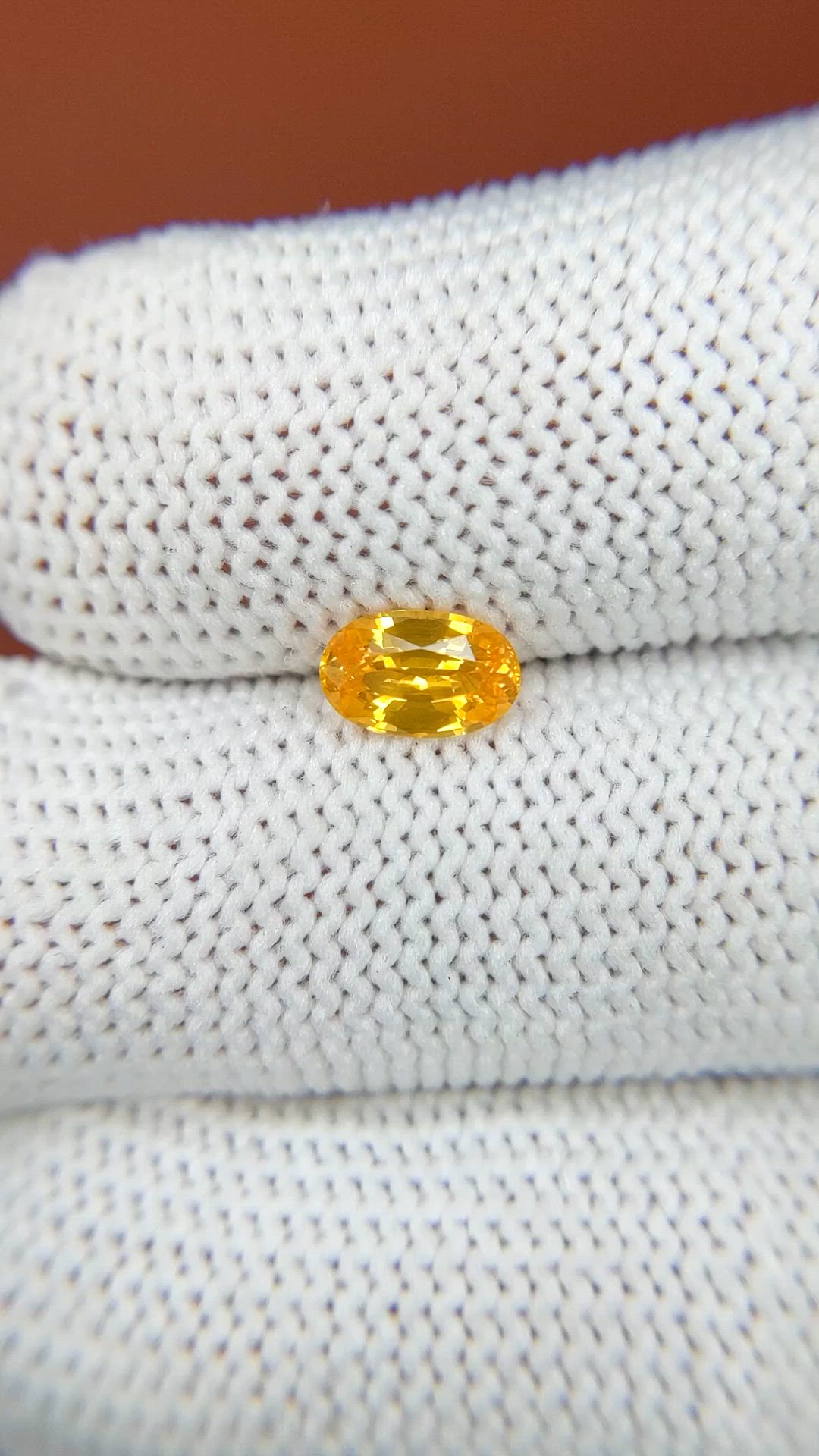 0.80 Ct. Orangish Yellow Sapphire from Ceylon (Sri Lanka) Size Video