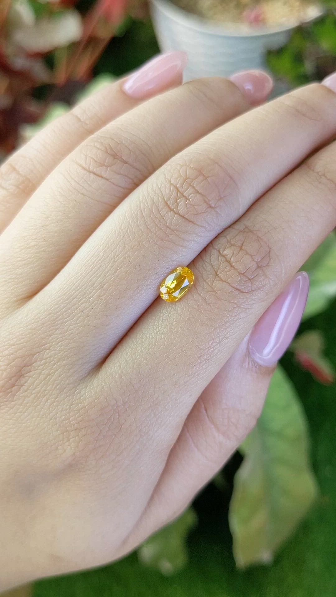 0.80 Ct. Orangish Yellow Sapphire from Ceylon (Sri Lanka) Size Video