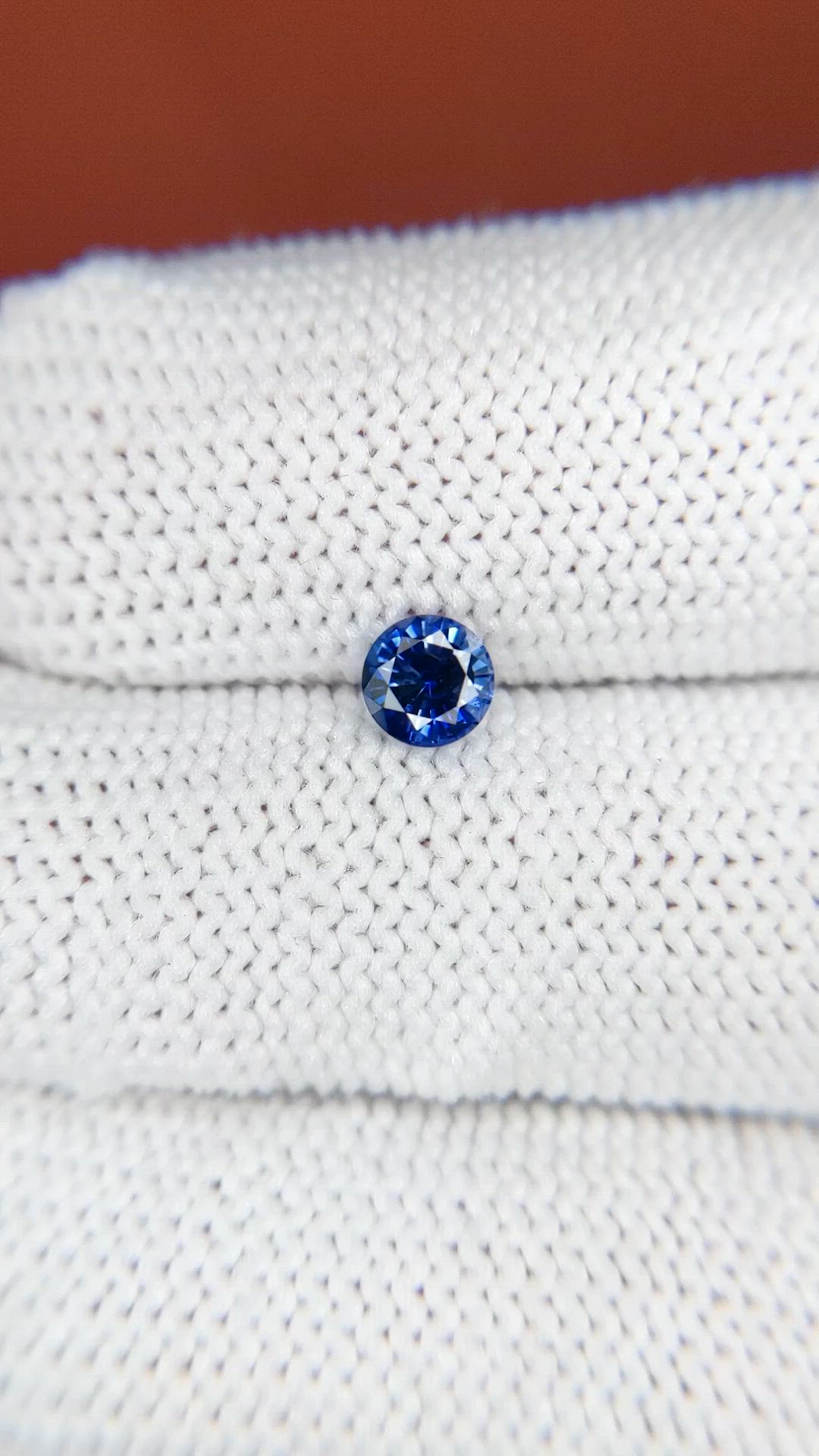 0.47 Ct. Blue Sapphire from Ceylon (Sri Lanka) Size Video