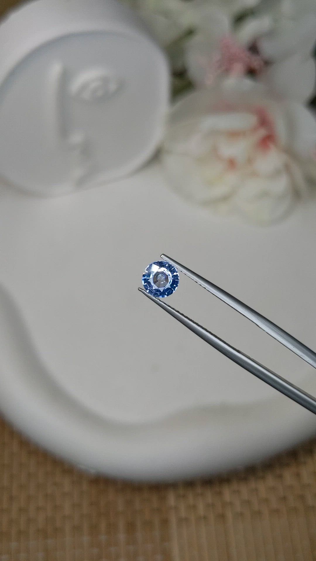 0.80 Ct. Blue Sapphire from Ceylon (Sri Lanka) Size Video