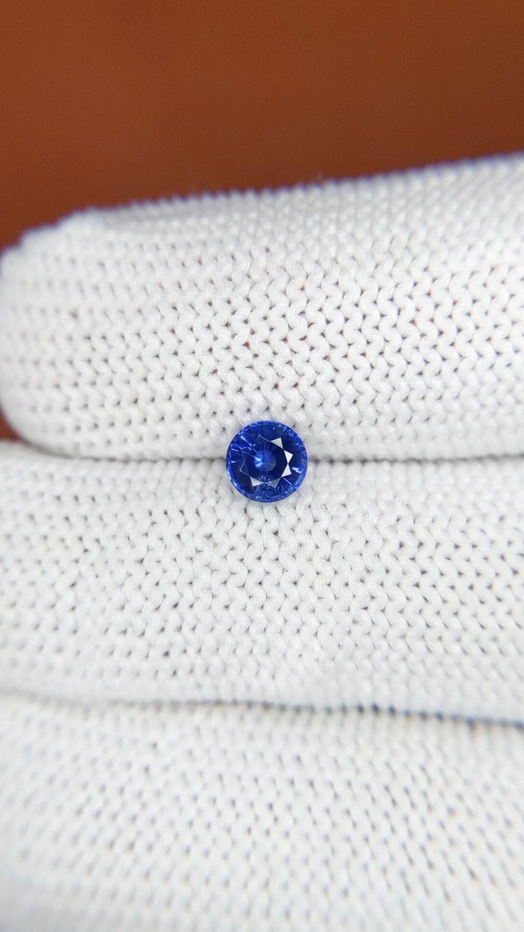 0.53 Ct. Blue Sapphire from Ceylon (Sri Lanka) Size Video