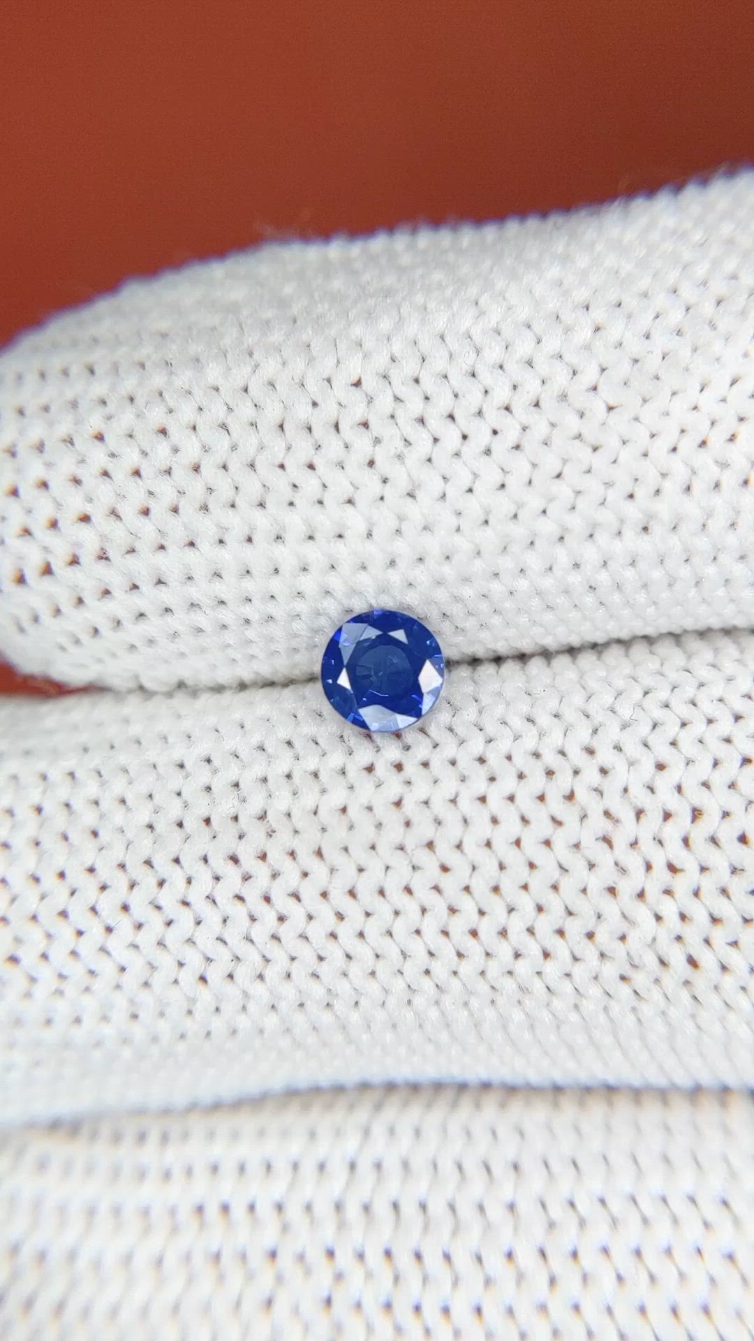 0.42 Ct. Blue Sapphire from Ceylon (Sri Lanka) Size Video