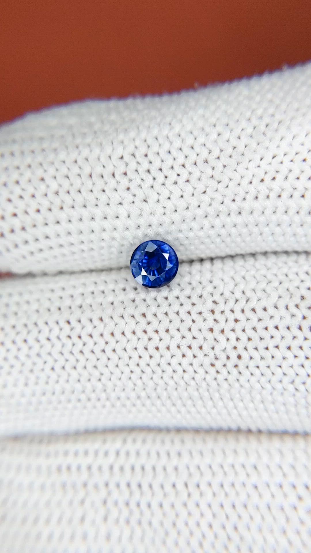 0.58 Ct. Blue Sapphire from Ceylon (Sri Lanka) Size Video