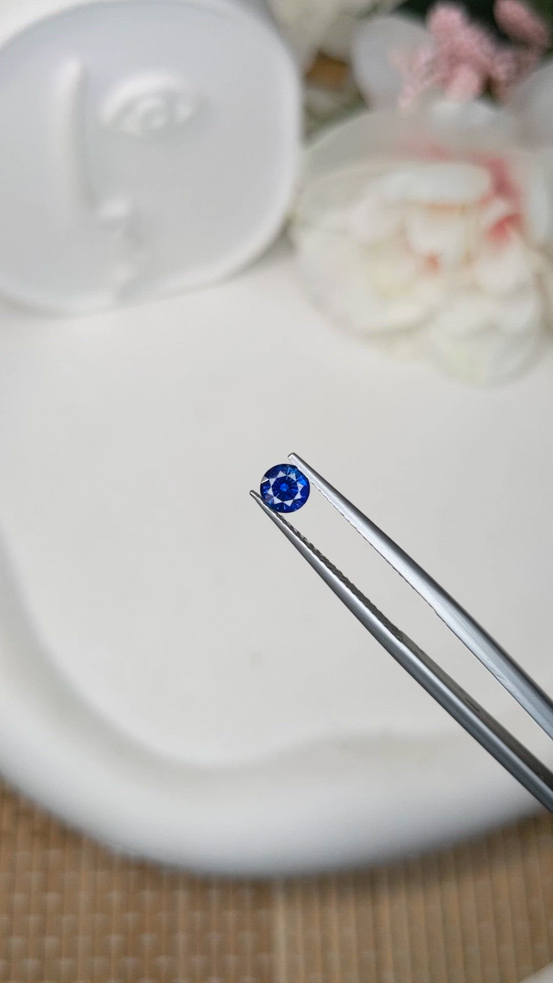 0.46 Ct. Blue Sapphire from Ceylon (Sri Lanka) Size Video