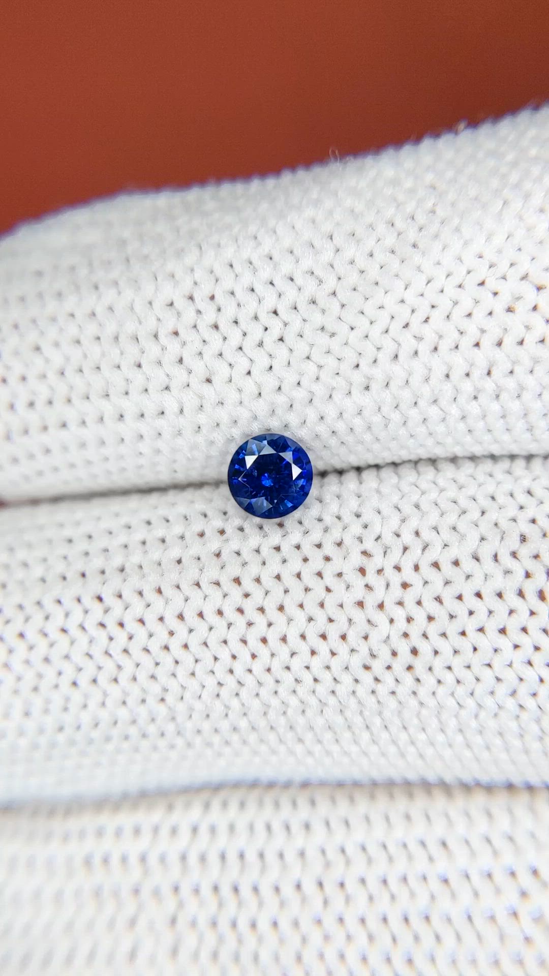 0.46 Ct. Blue Sapphire from Ceylon (Sri Lanka) Size Video