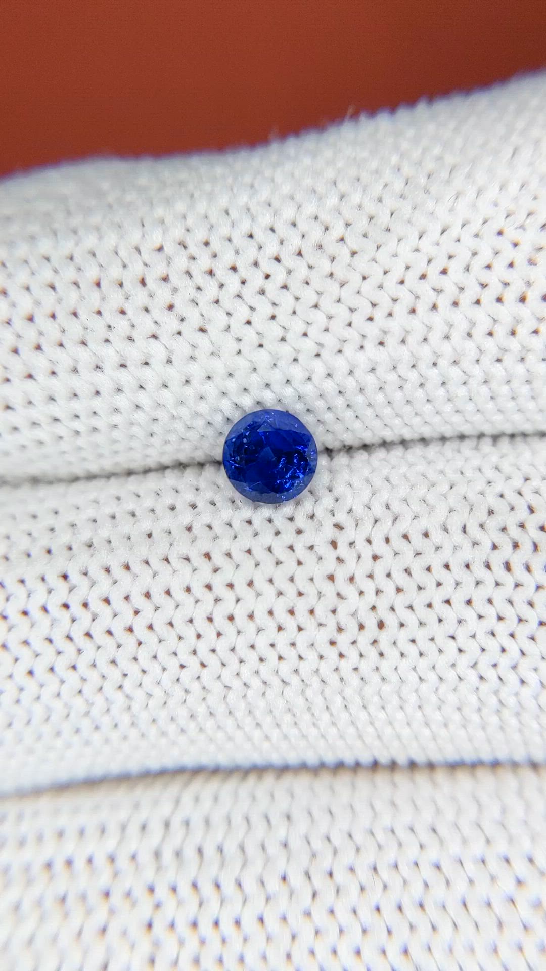 0.67 Ct. Blue Sapphire from Ceylon (Sri Lanka) Size Video
