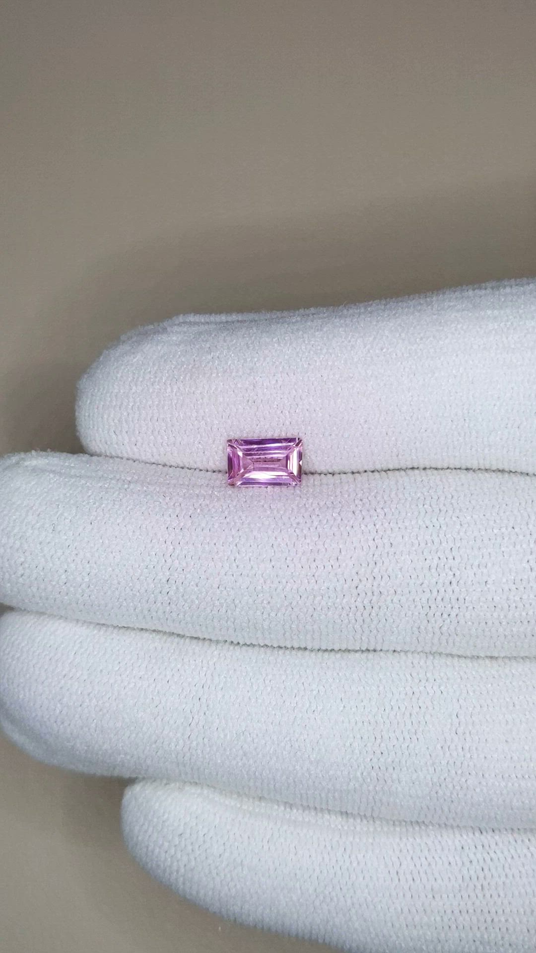 1.03 Ct. Pink Sapphire from Ceylon (Sri Lanka) Size Video
