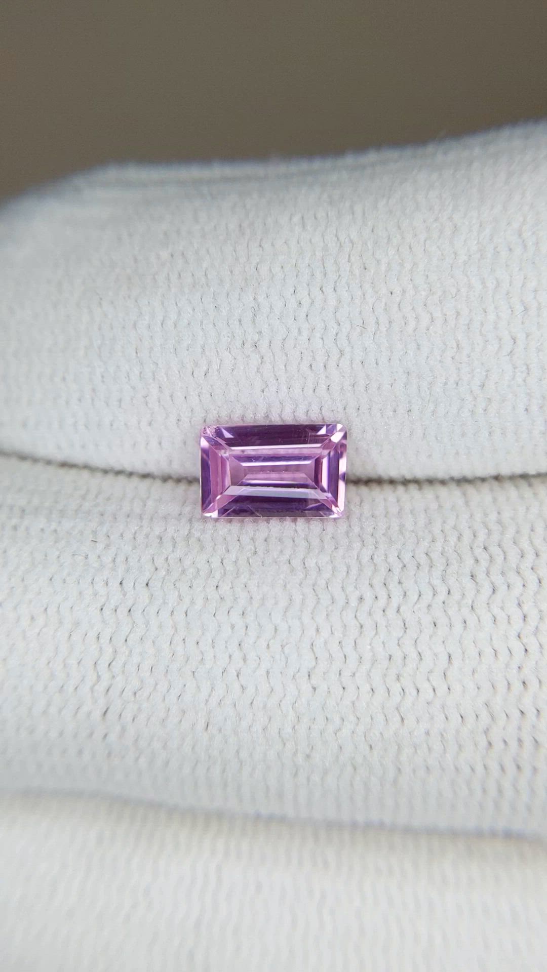 1.03 Ct. Pink Sapphire from Ceylon (Sri Lanka) Size Video