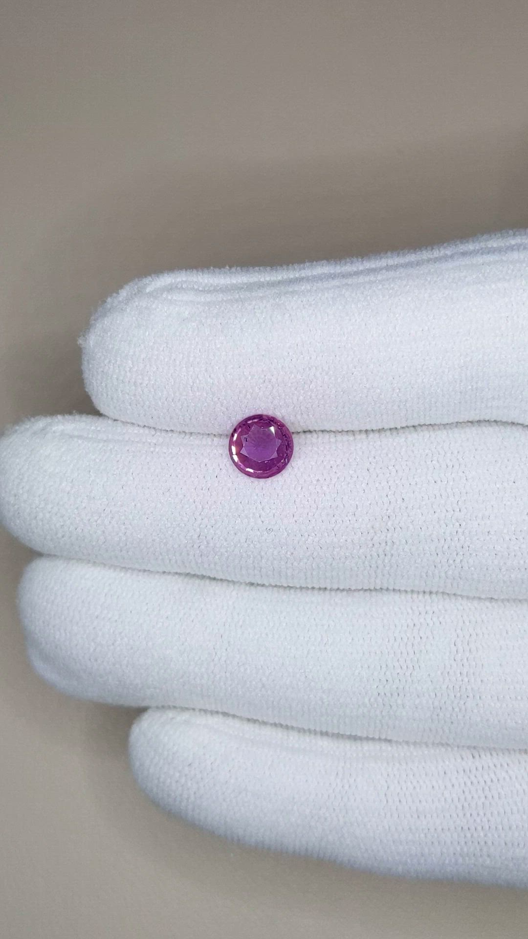 0.92 Ct. Pinkish Purple Sapphire from Ceylon (Sri Lanka) Size Video