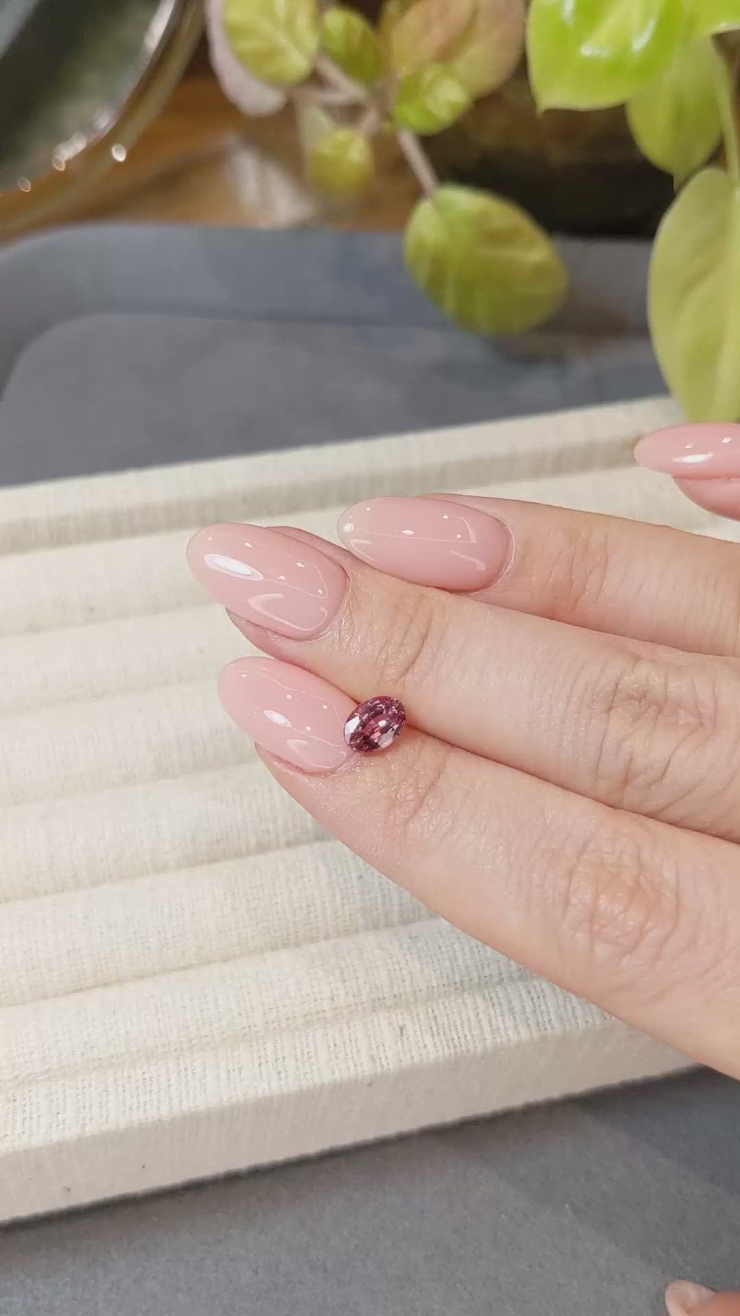 0.95 Ct. Reddish Pink Sapphire from Ceylon (Sri Lanka) Size Video