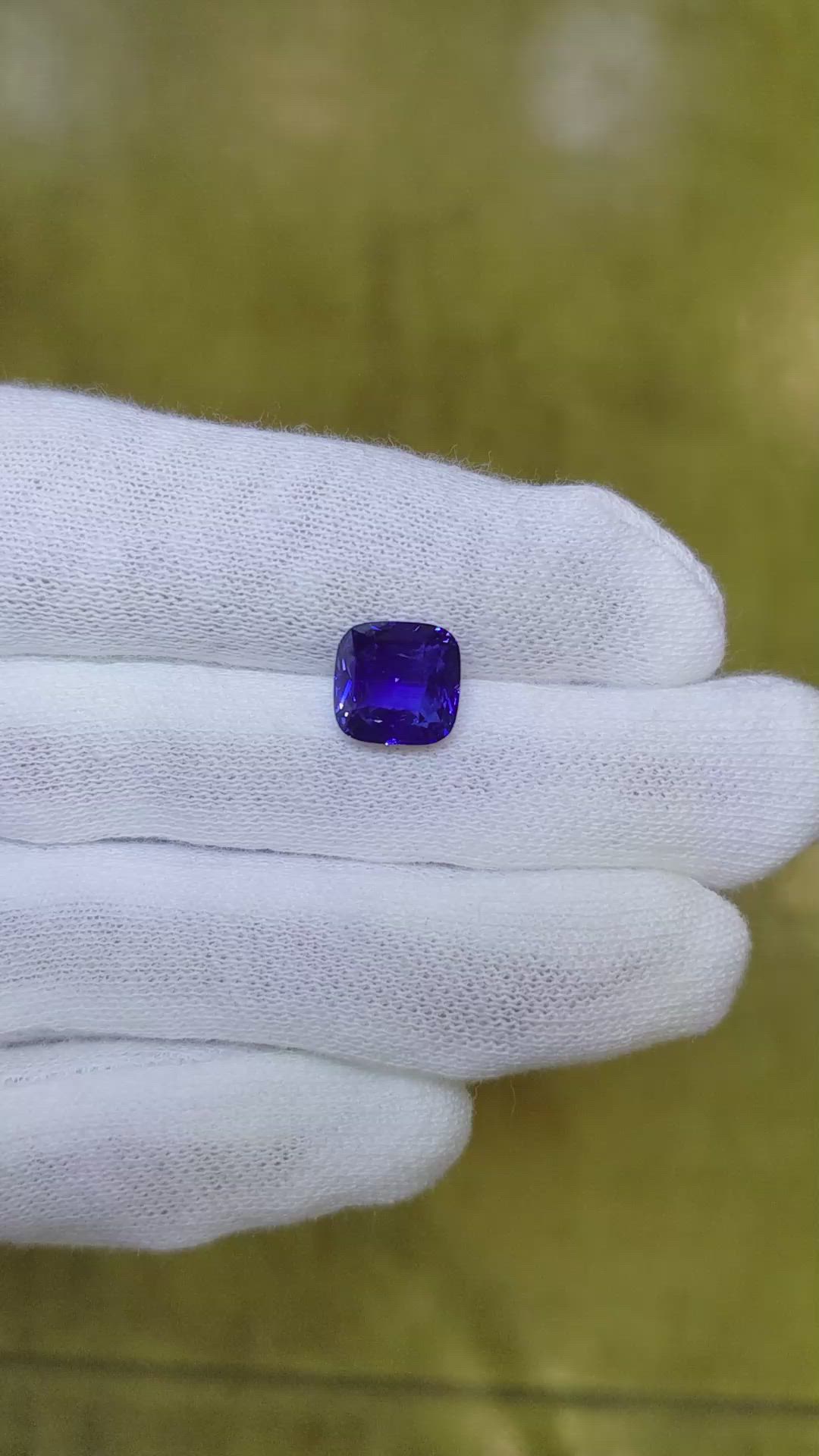 3.58 Ct. Blue Sapphire from Ceylon (Sri Lanka) Size Video