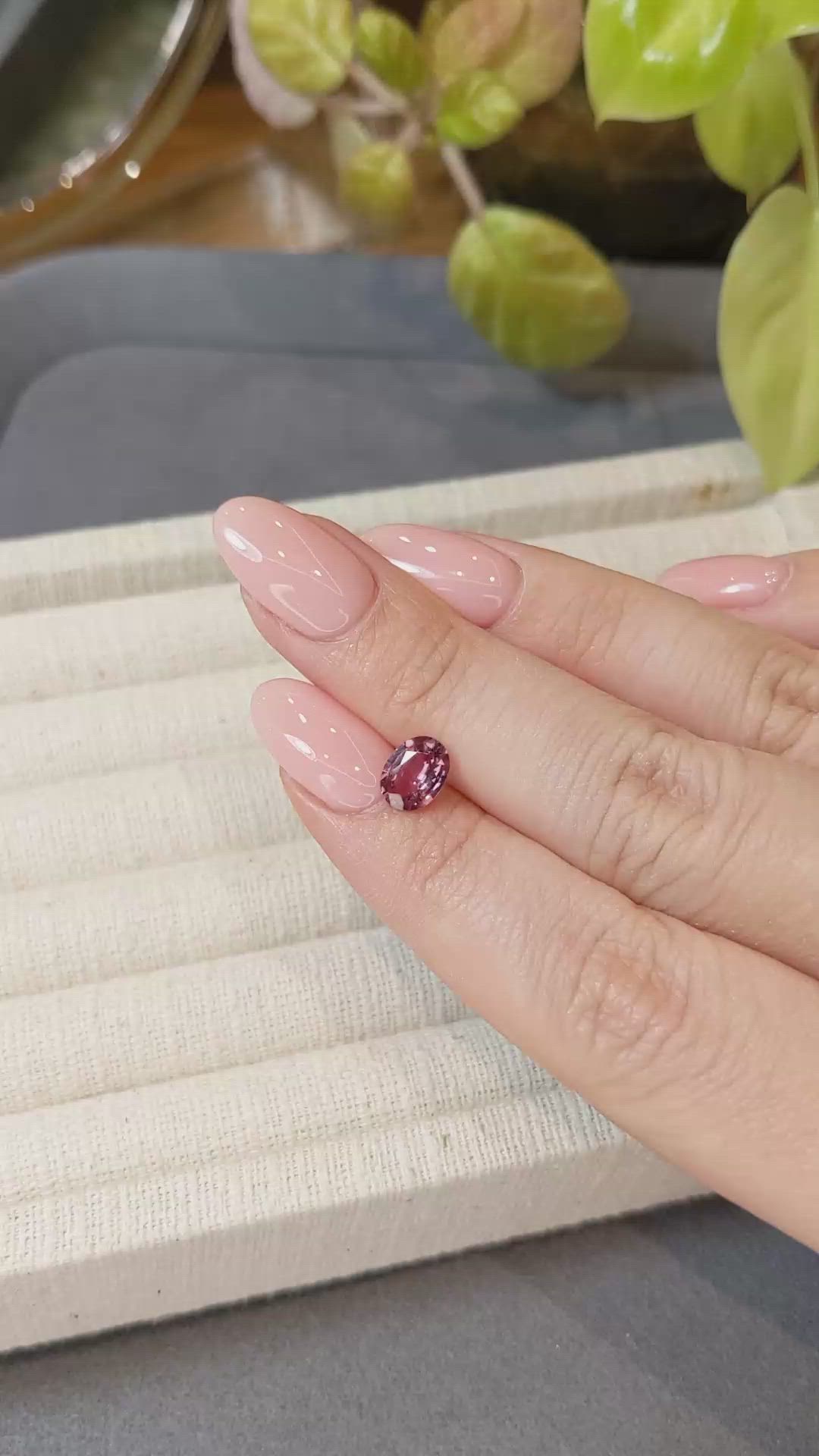 1.18 Ct. Reddish Pink Sapphire from Ceylon (Sri Lanka) Size Video