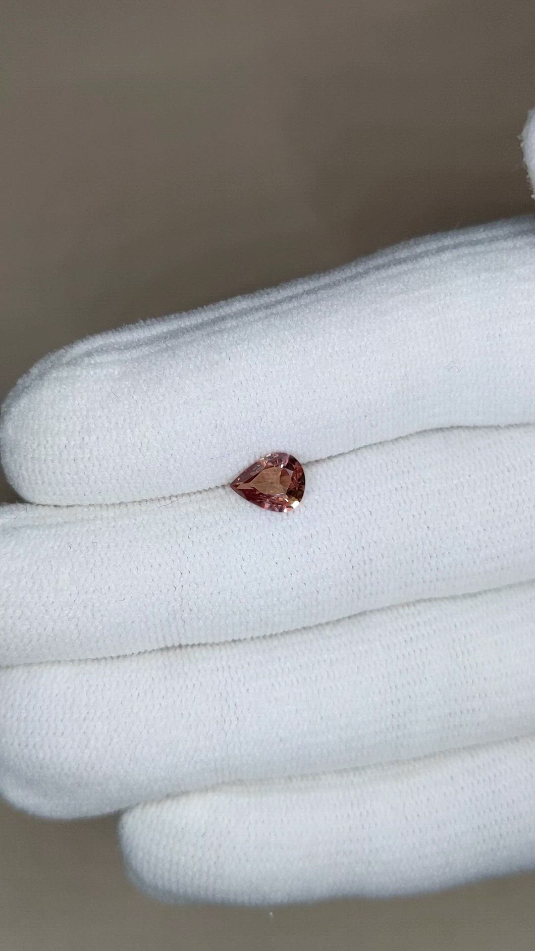 0.86 Ct. Reddish Pink Sapphire from Ceylon (Sri Lanka) Size Video