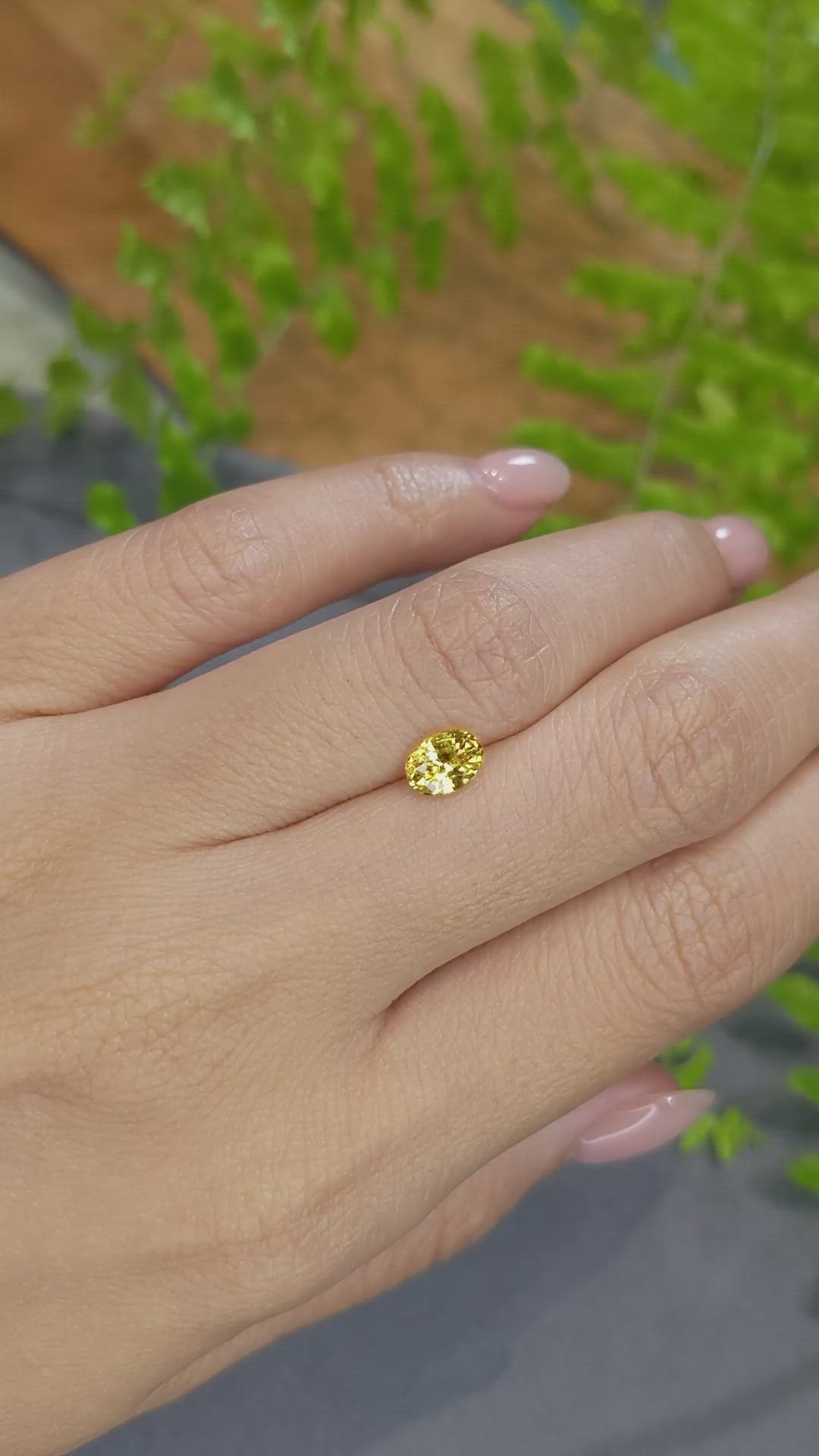 0.94 Ct. Yellow Sapphire from Ceylon (Sri Lanka) Size Video
