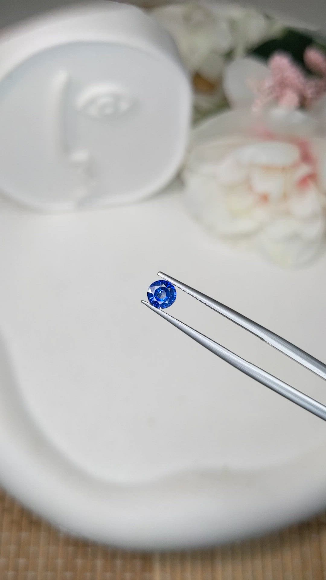 0.44 Ct. Blue Sapphire from Ceylon (Sri Lanka) Size Video