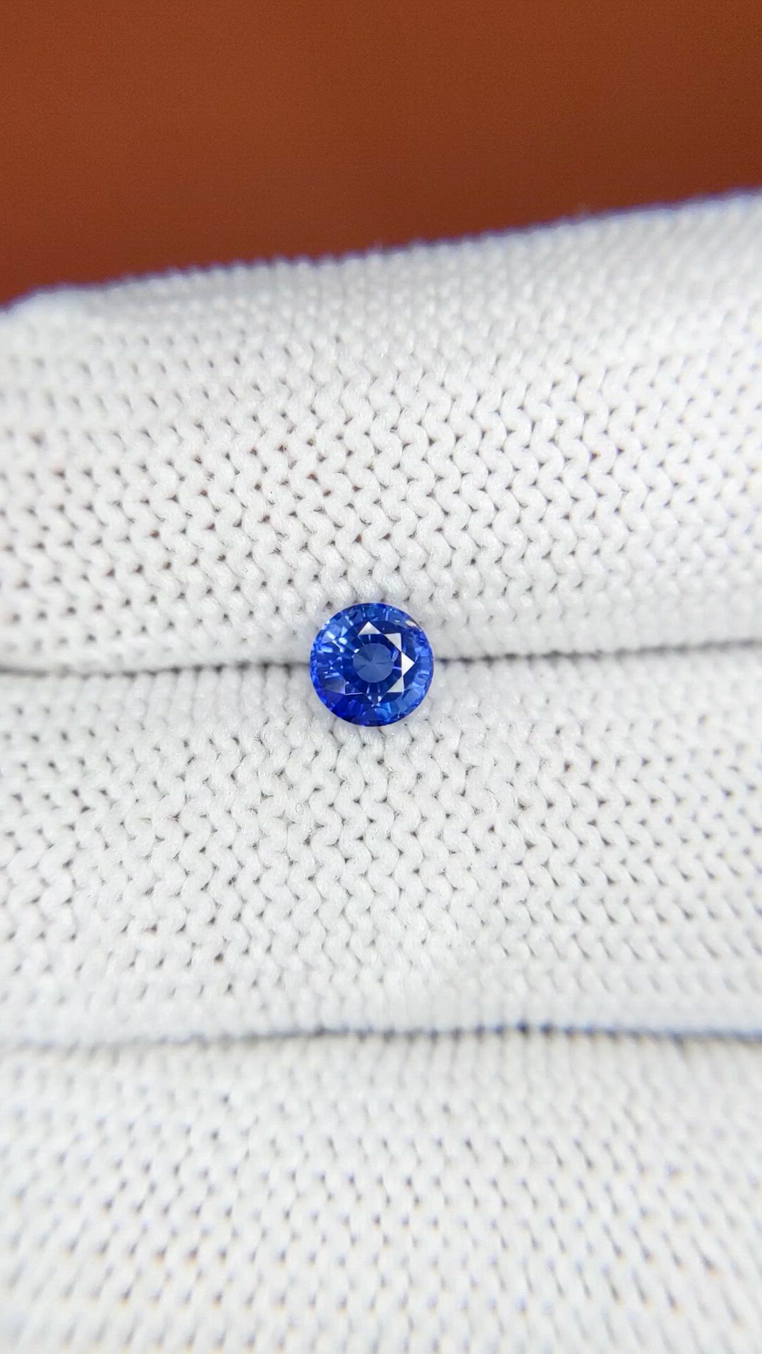 0.62 Ct. Blue Sapphire from Ceylon (Sri Lanka) Size Video
