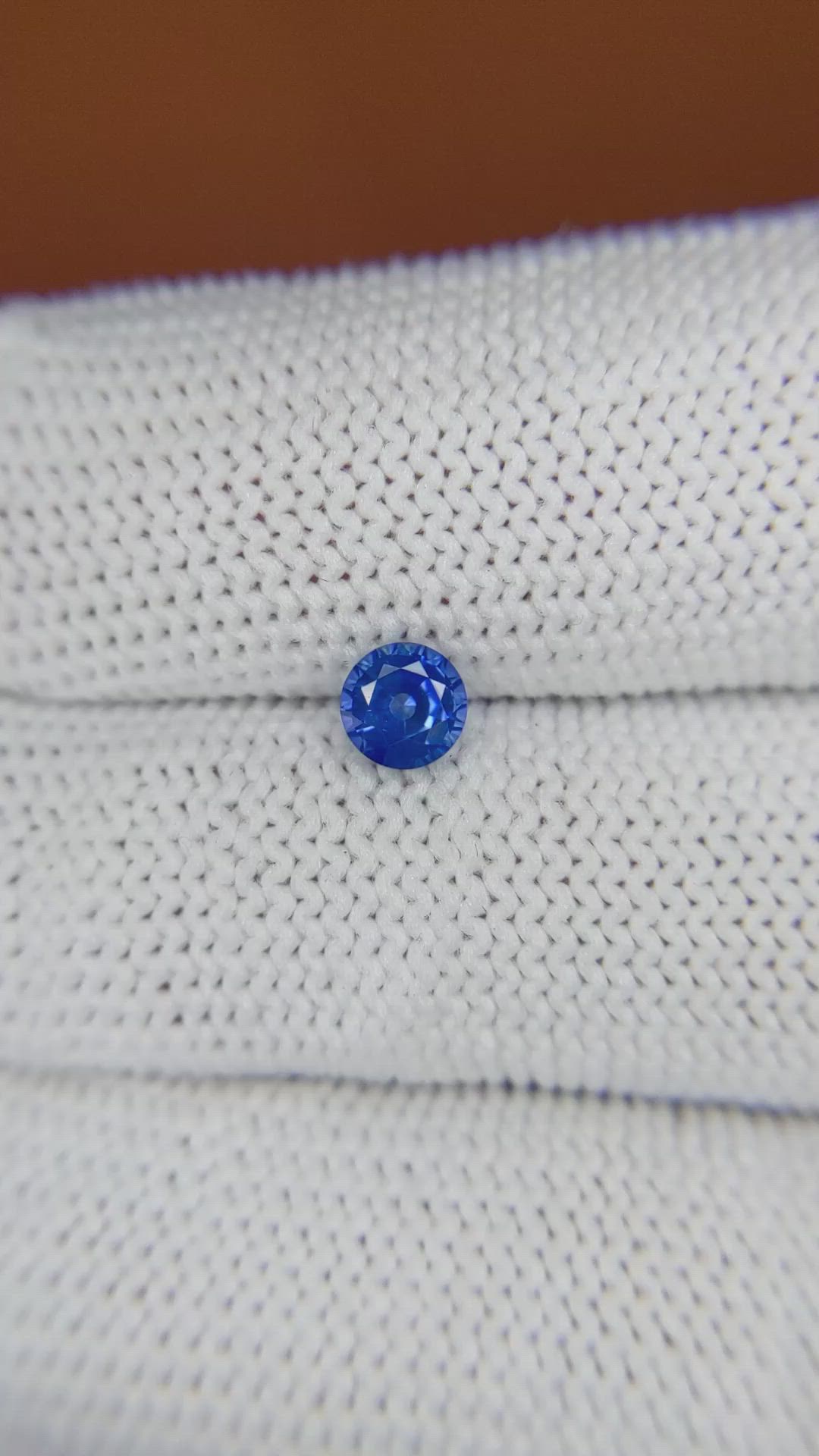 0.51 Ct. Blue Sapphire from Ceylon (Sri Lanka) Size Video