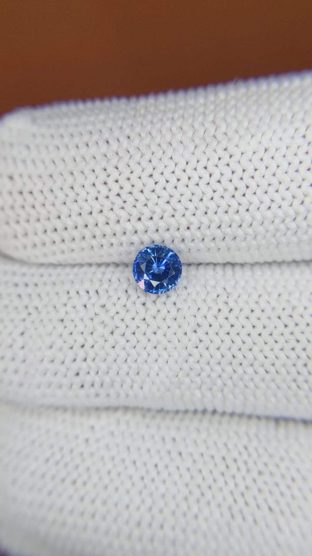 0.53 Ct. Blue Sapphire from Ceylon (Sri Lanka) Size Video