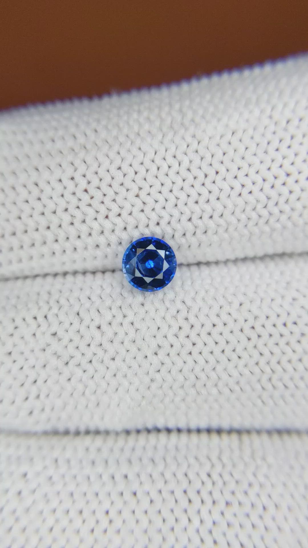 0.54 Ct. Blue Sapphire from Ceylon (Sri Lanka) Size Video